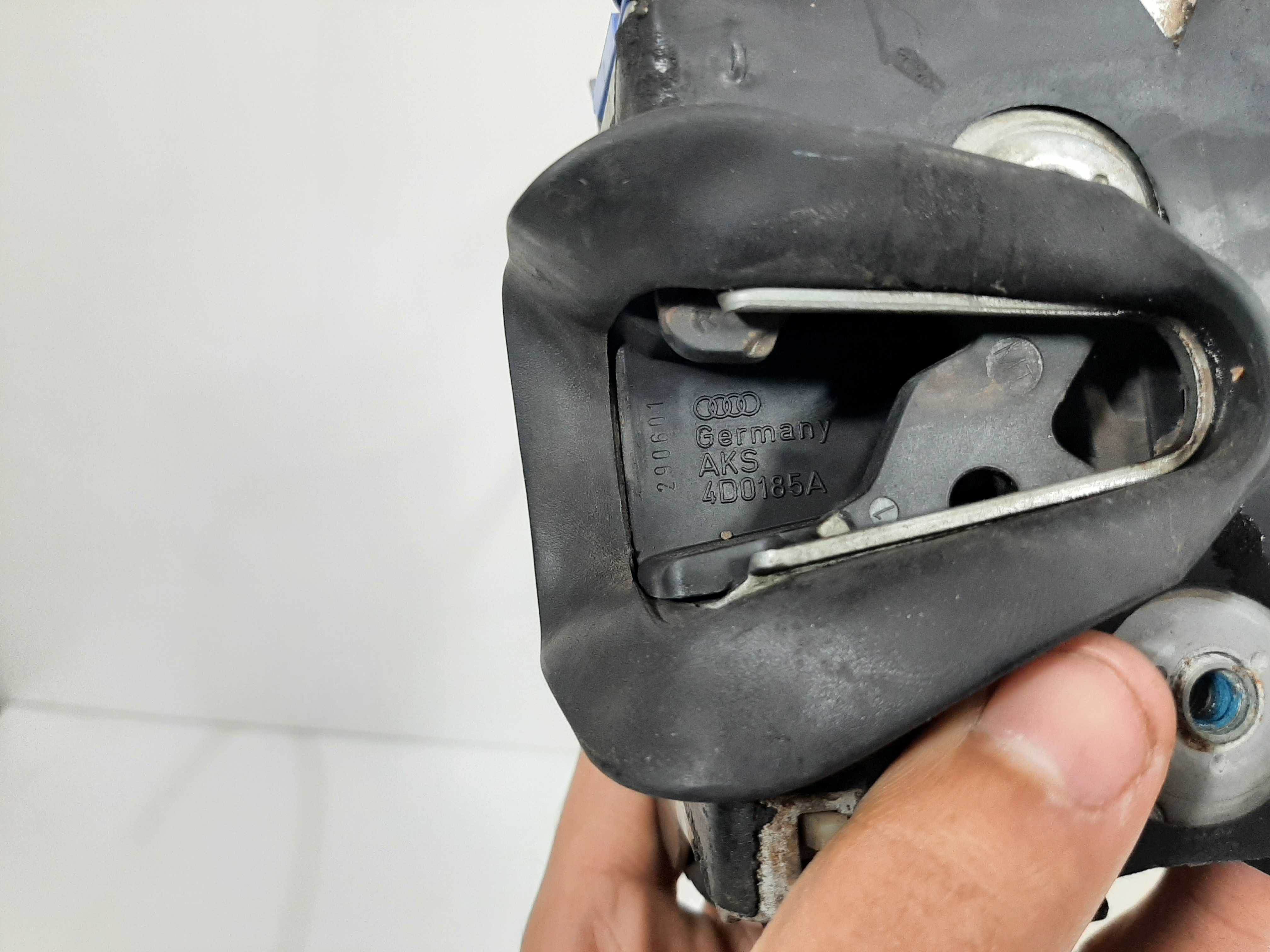 Fechadura Traseira Direita Audi A3 99 2000 2001 2002 2004 9