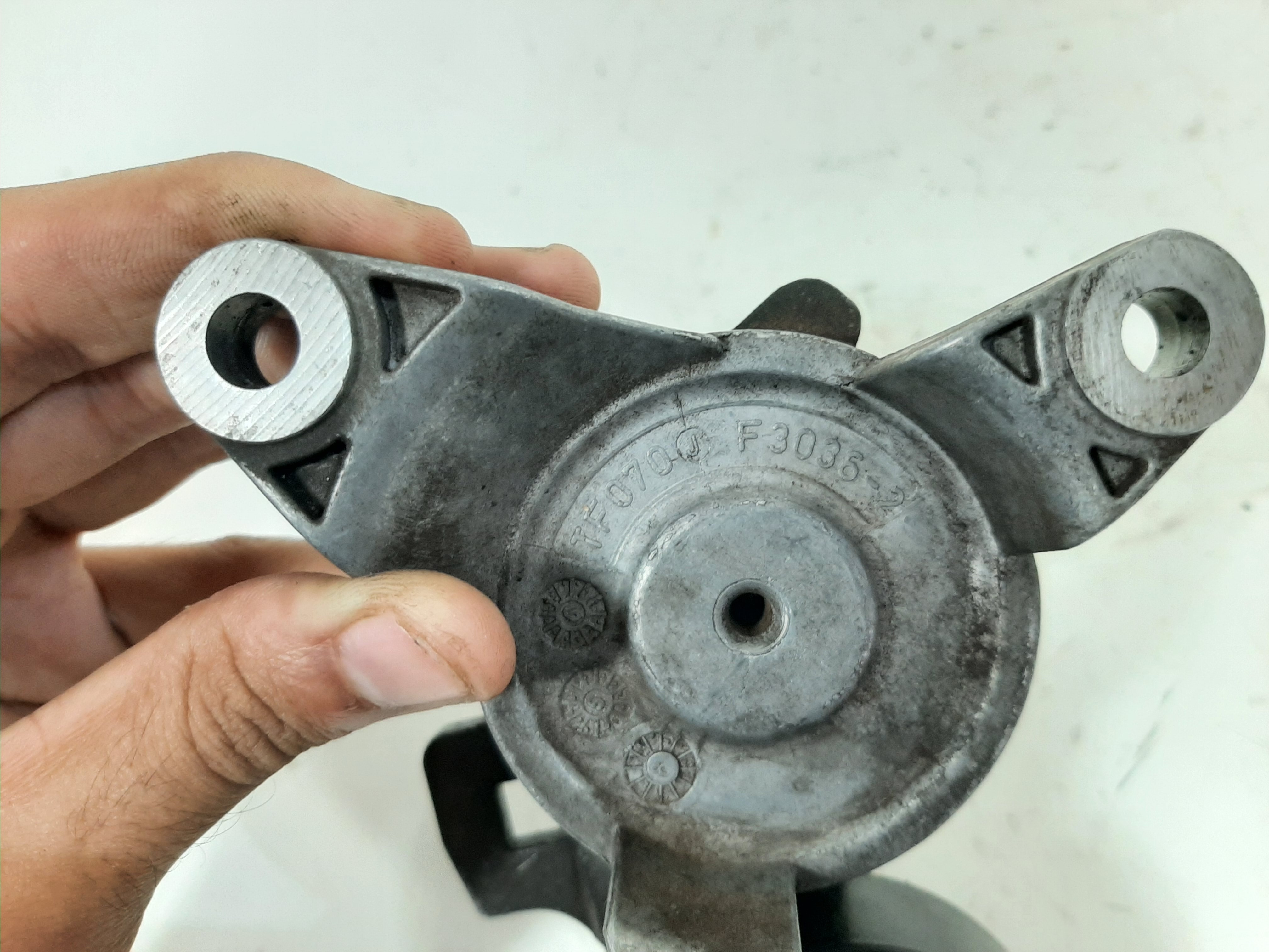 Tensor Esticador Correia Citroen C4 Peugeot 307 2.0 07 A 13 4