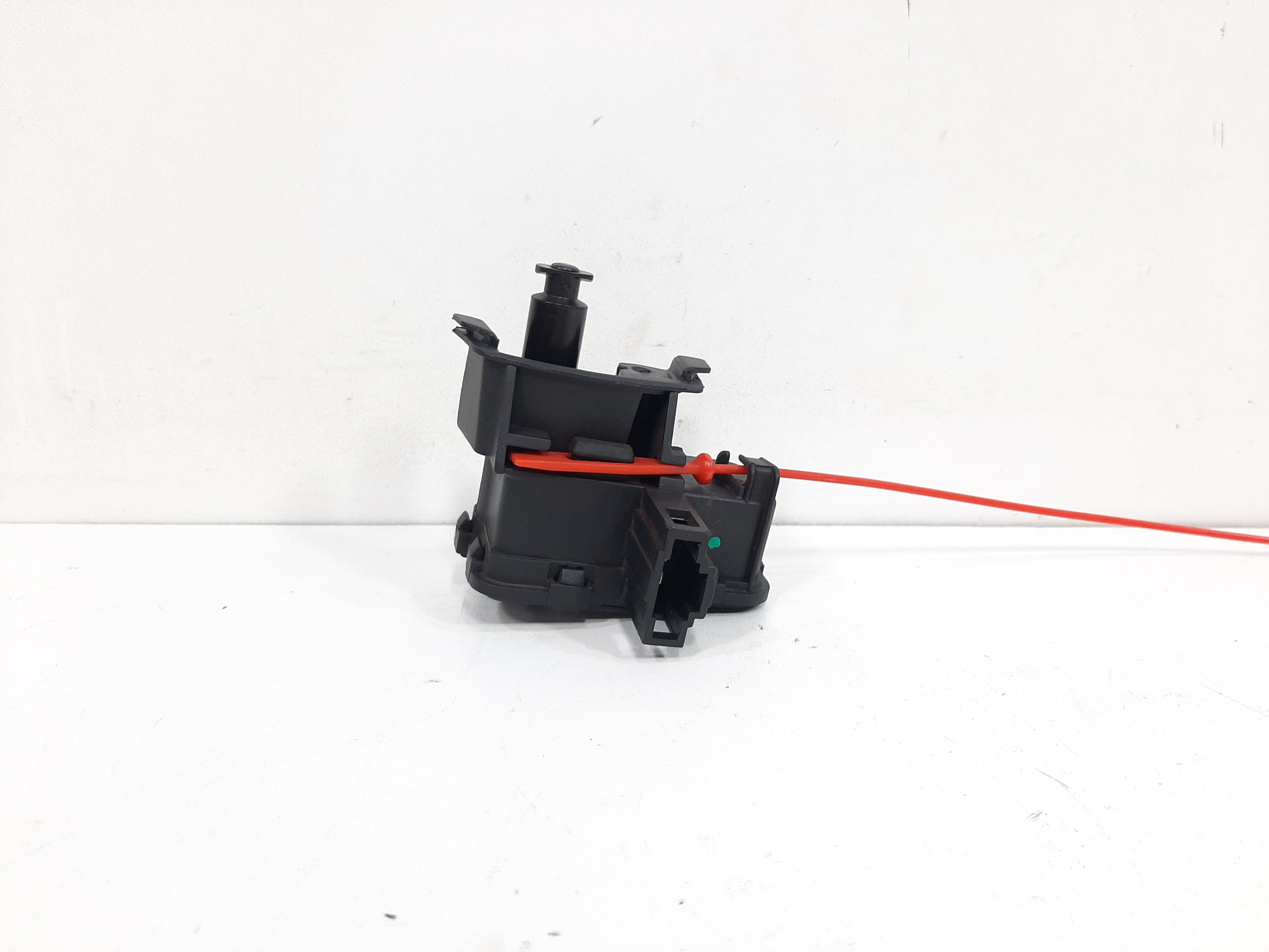 Motor Trava Elétrica Portinhola Audi A4 S5 13/15 8k0862153h 6