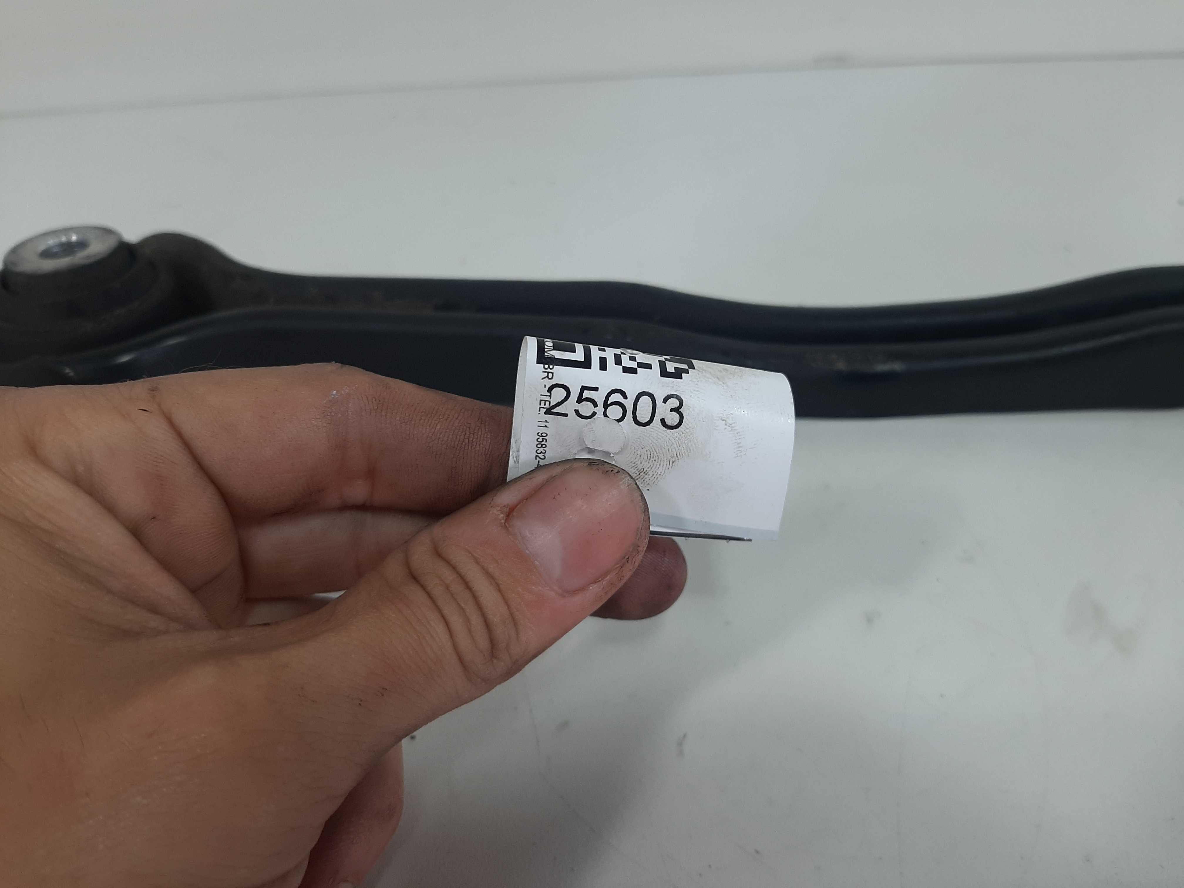 Braço Suspensão Traseiro Direito Bmw 118i 120i 2006 A 2012