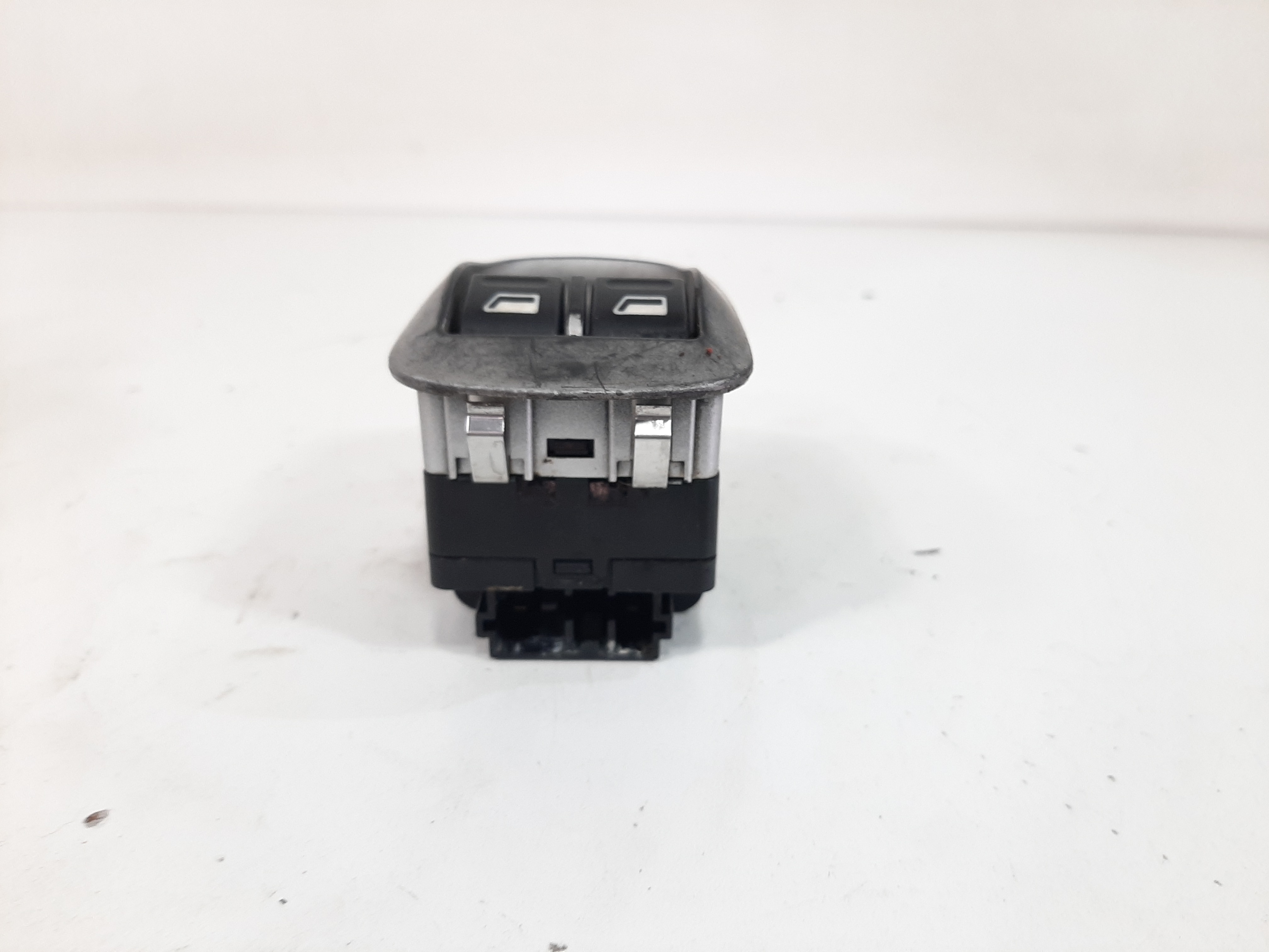 Comando Vidro Elétrico Dianteiro Direito Peugeot 207 08 A 13 4