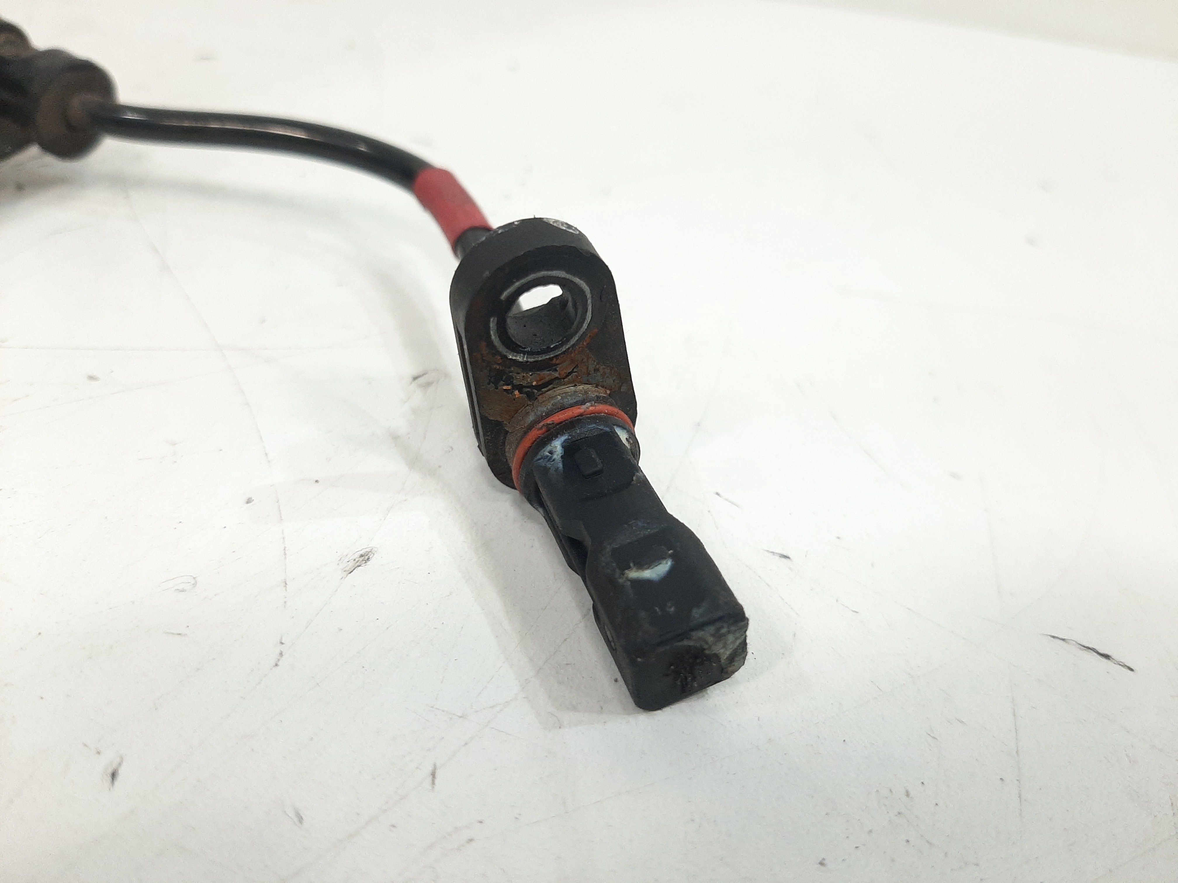Sensor Abs Traseiro Direito Hyundai Azera 3.3 2007 A 2011 4