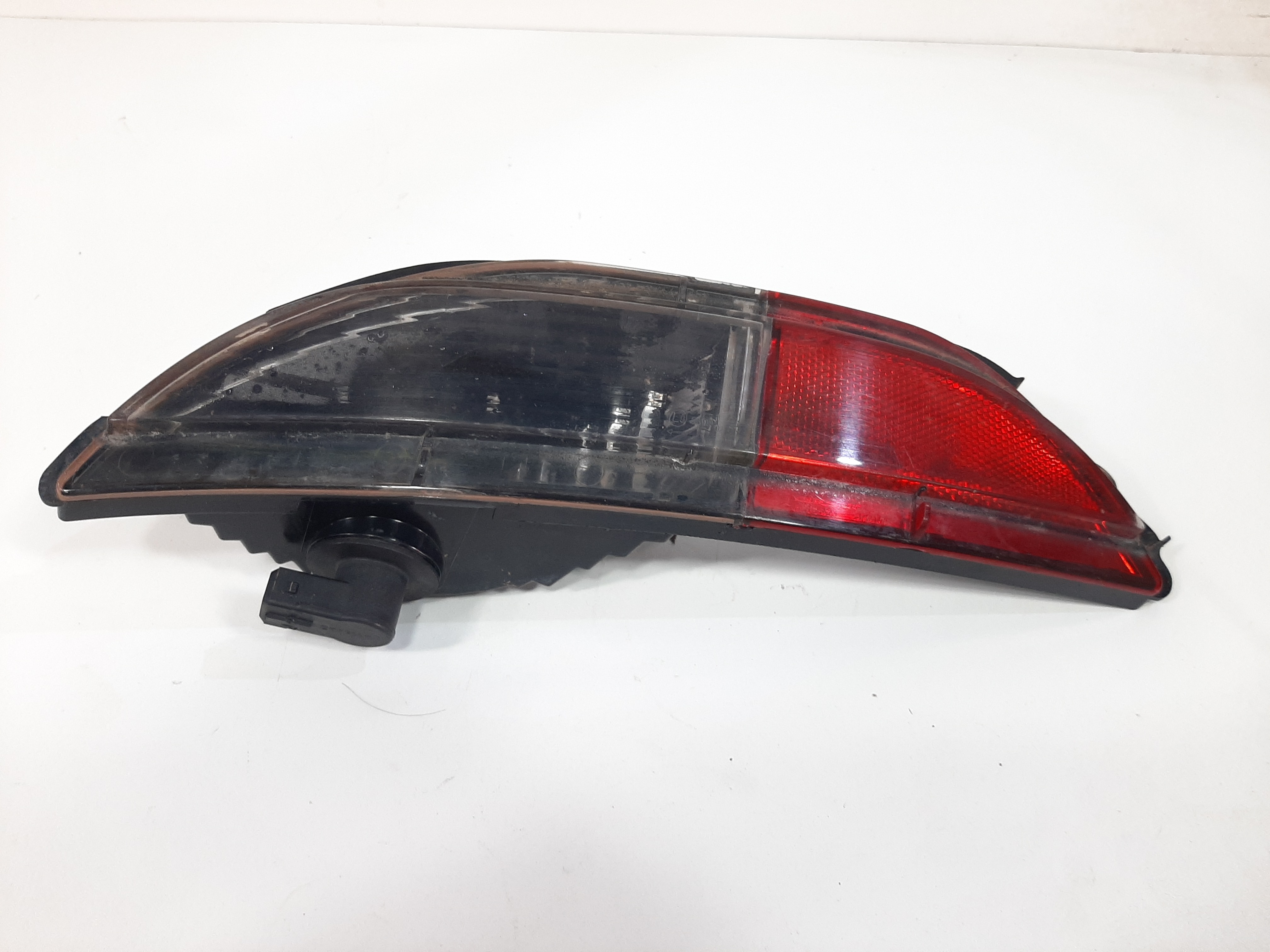 Olho De Gato Traseiro Esquerdo Fiat Punto 2008 2009 2012 3