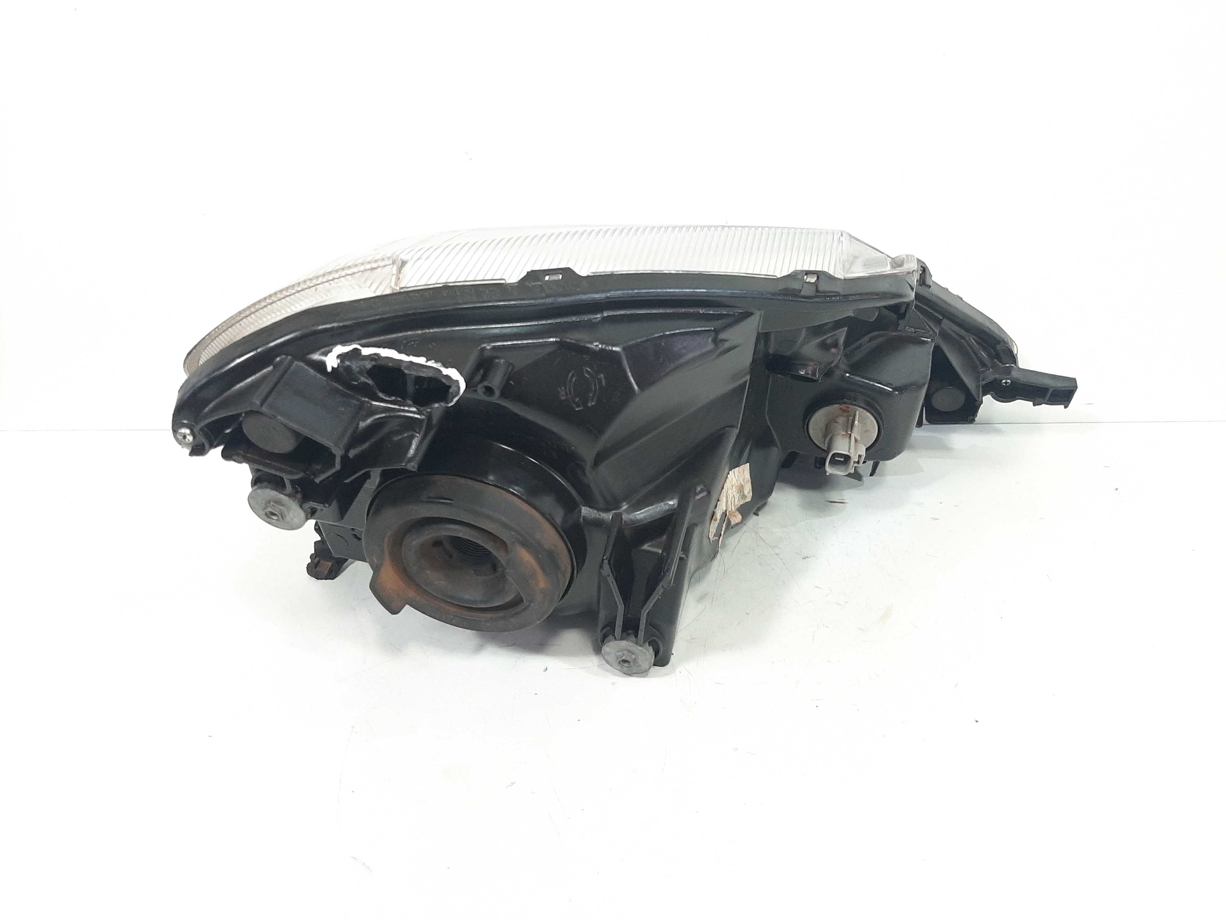 Farol Dianteiro Esquerdo Toyota Etios 2012 A 2016 C/ Avaria 8