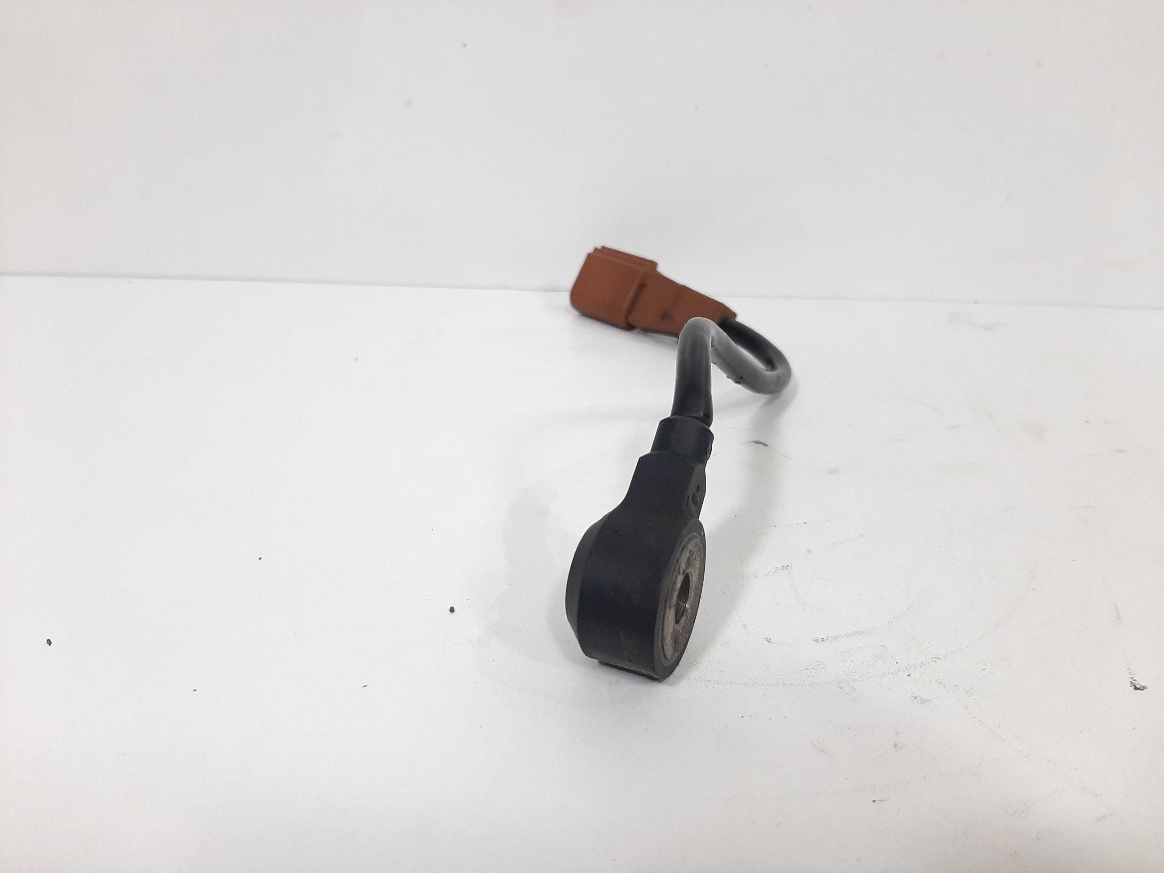 Sensor De Detonação Audi A3 Vw Golf 1.8 99 A 06 06a905377f 1