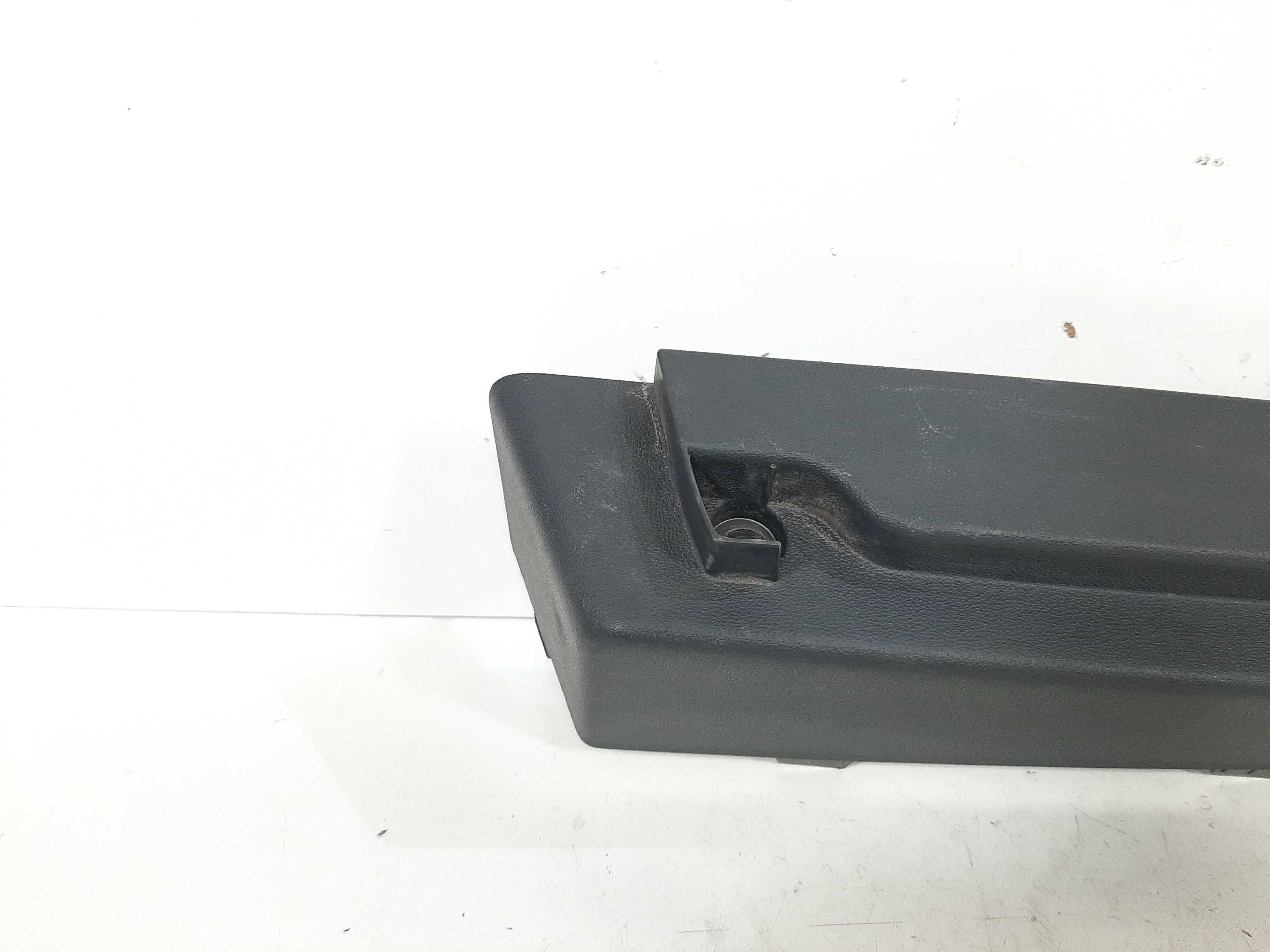 Suporte Esquerdo Tampa Bagagito Hyundai I30 2009 2010 A 2012 6