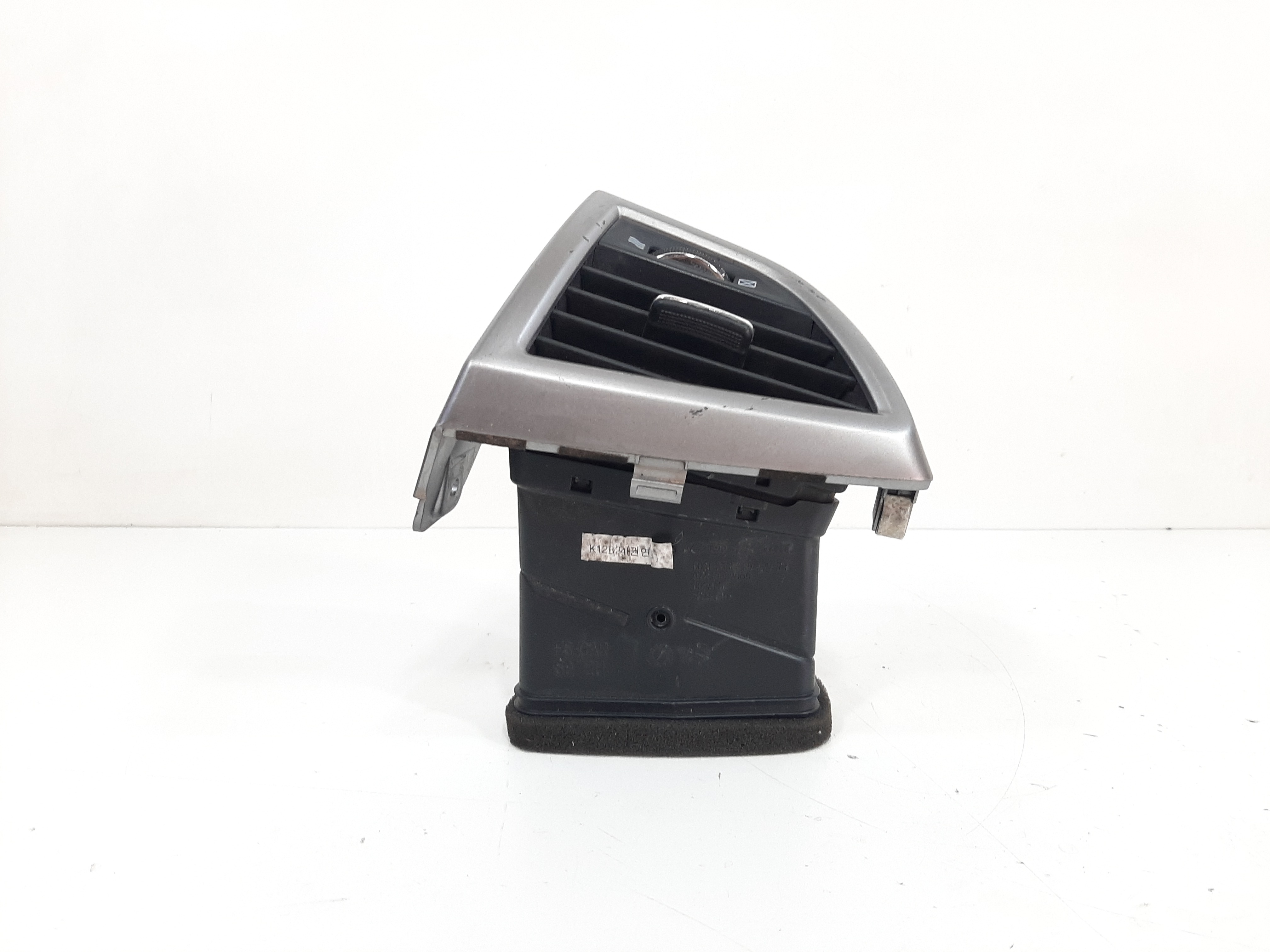 Difusor Ar Dianteira Direita Hyundai Veloster 2012 2013 2