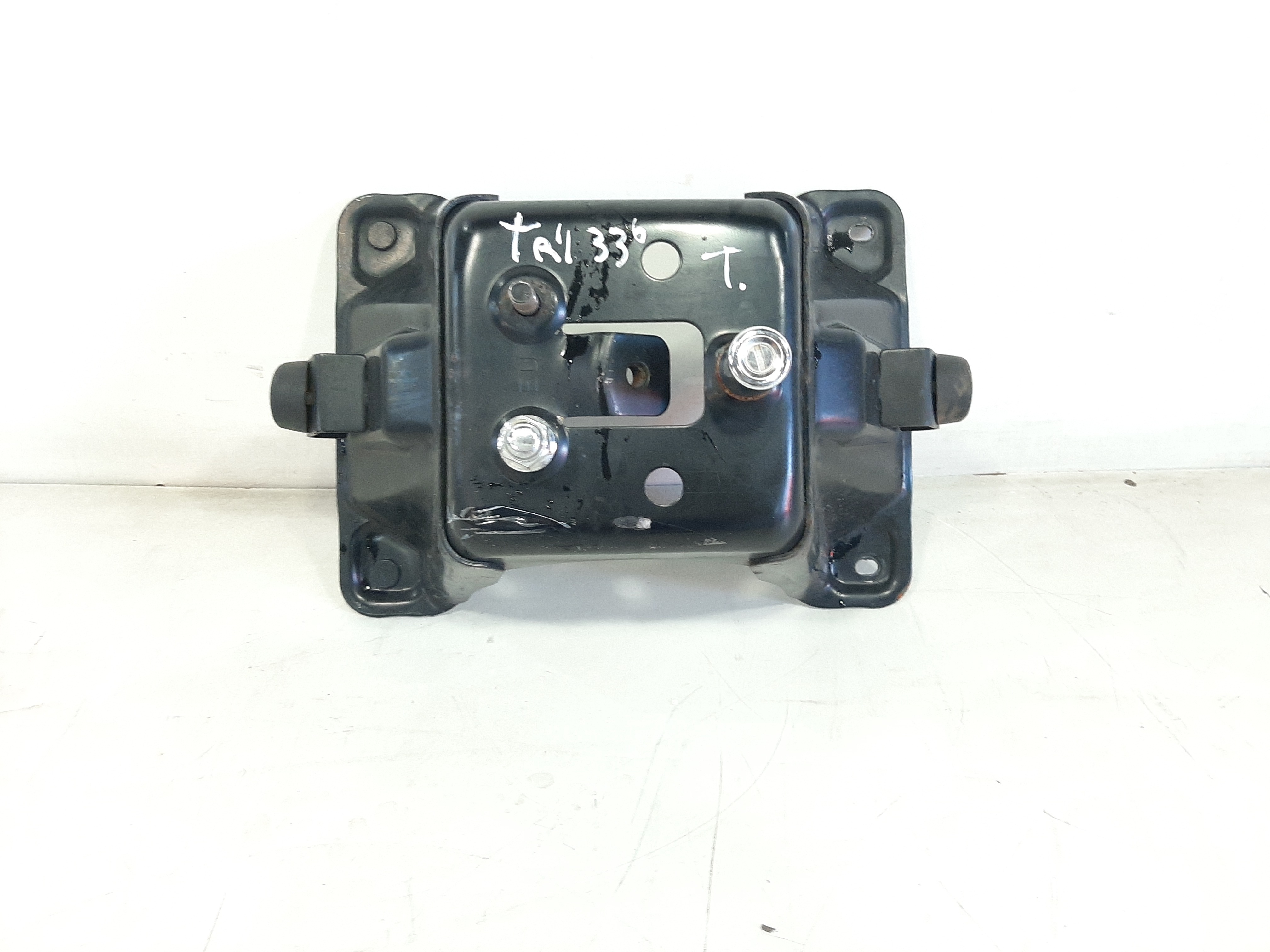 Suporte Estepe Quinta Roda Mitsubishi Pajero Tr4 2004 3