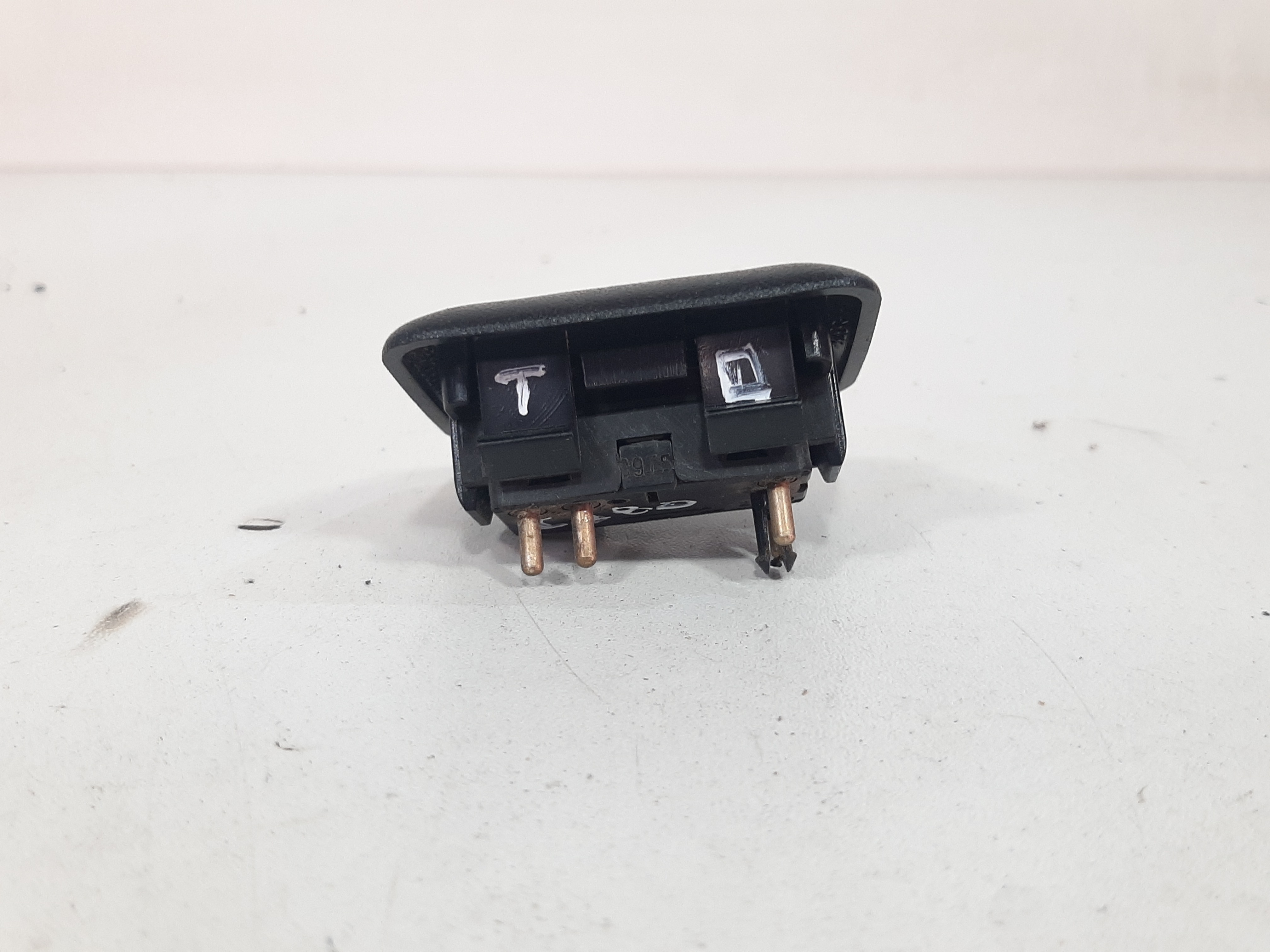 Botão Vidro Elétrico Traseiro Direito Mercedes C280 1995 5