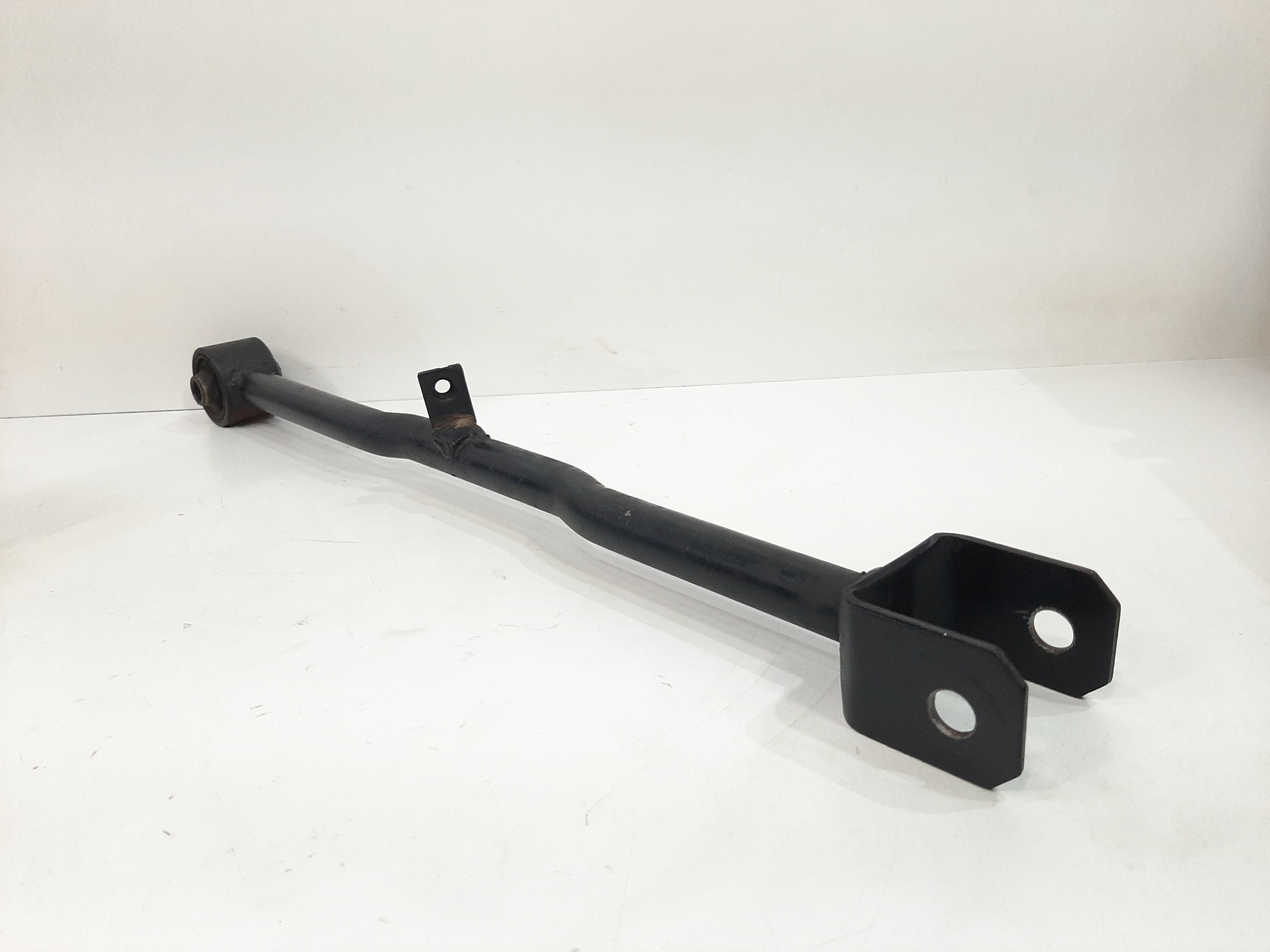 Braço Suspensão Traseiro Esquerdo Jac J3 Turin 1.4 2011 A 16 2