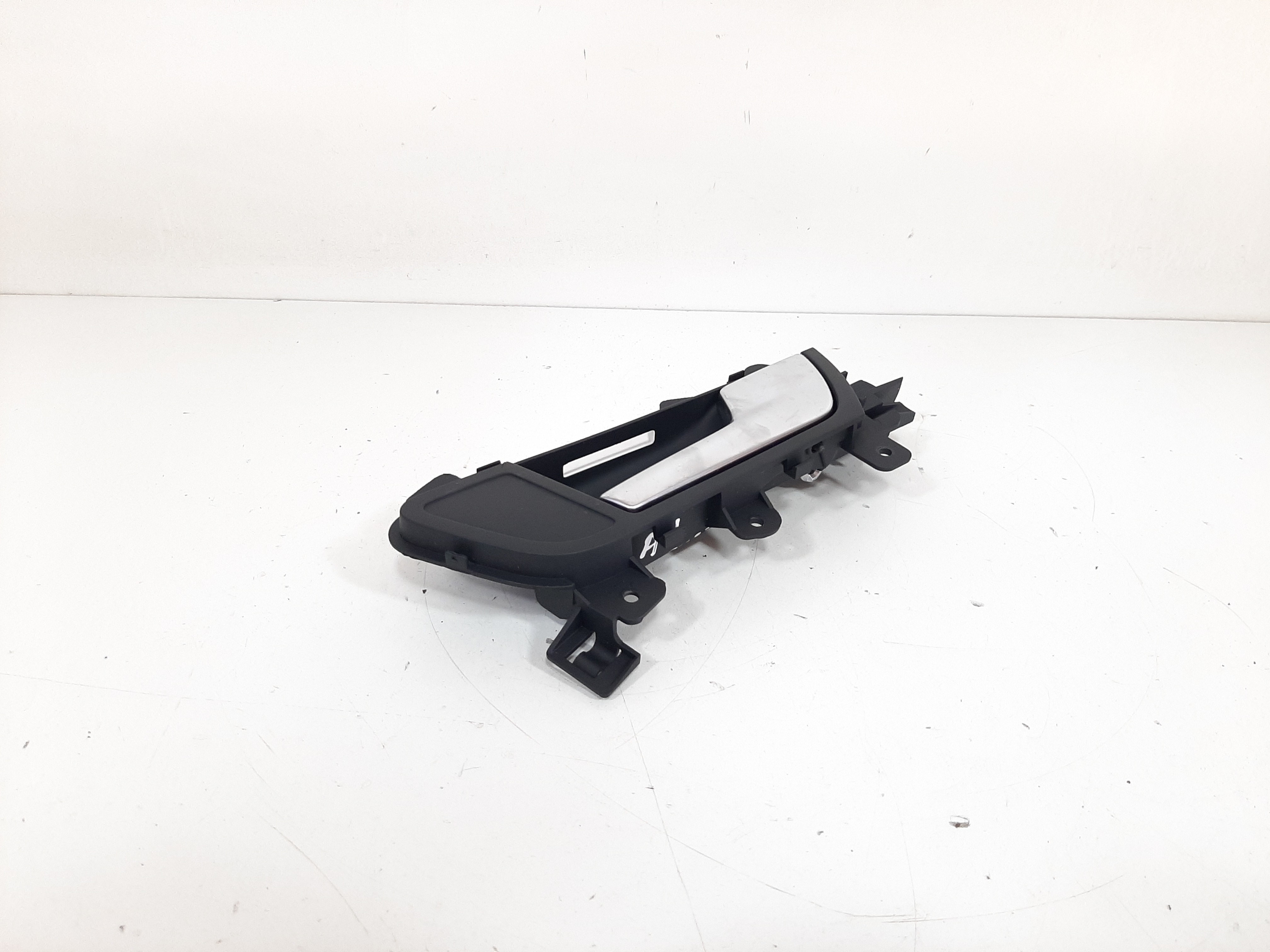 Maçaneta Interna Traseira Direita Audi A4 2010 2011 A 2015 2
