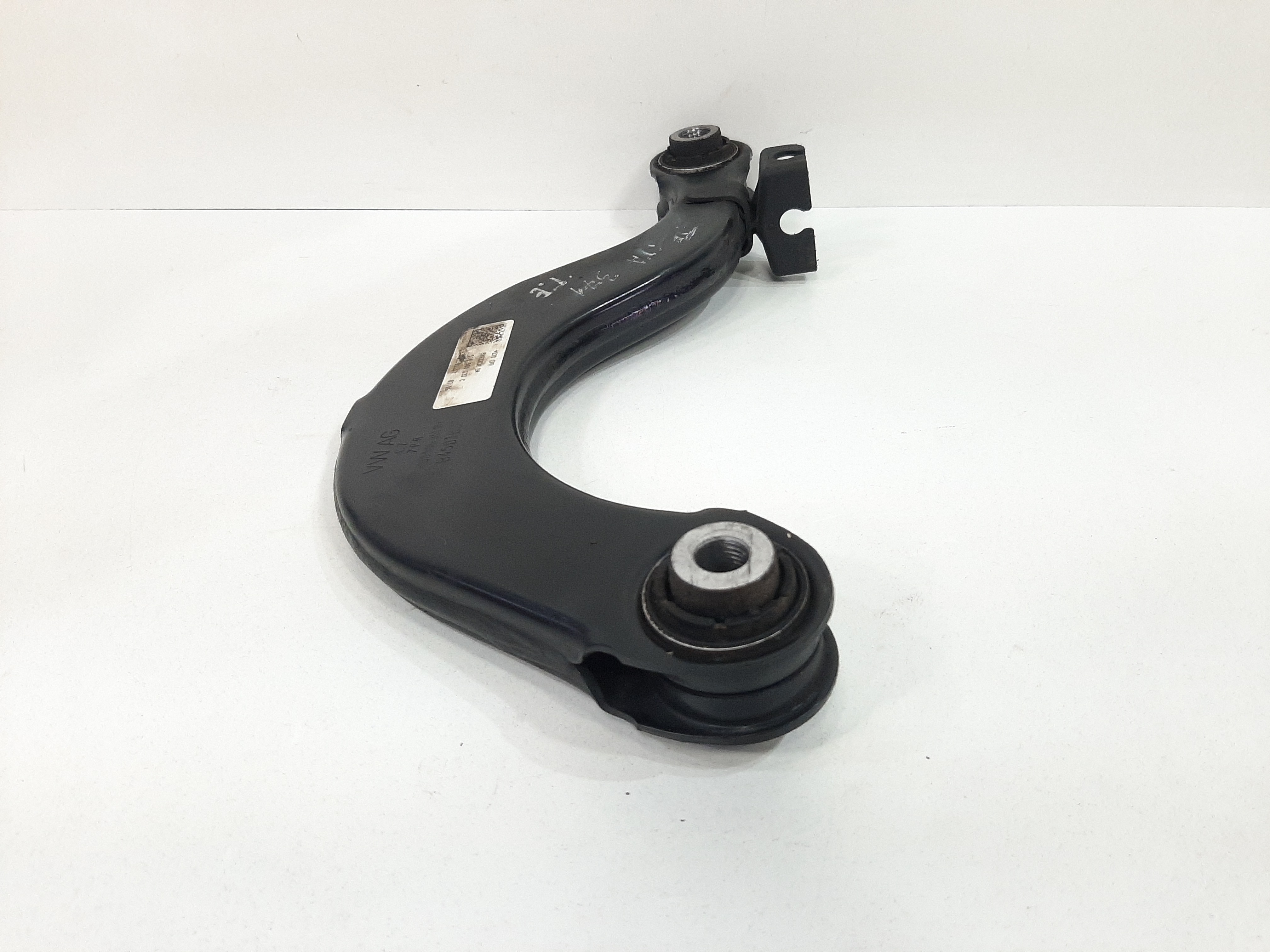 Braço Suspensão Sup Traseiro Esquerdo Vw Jetta 2.0 2011 A 17 2