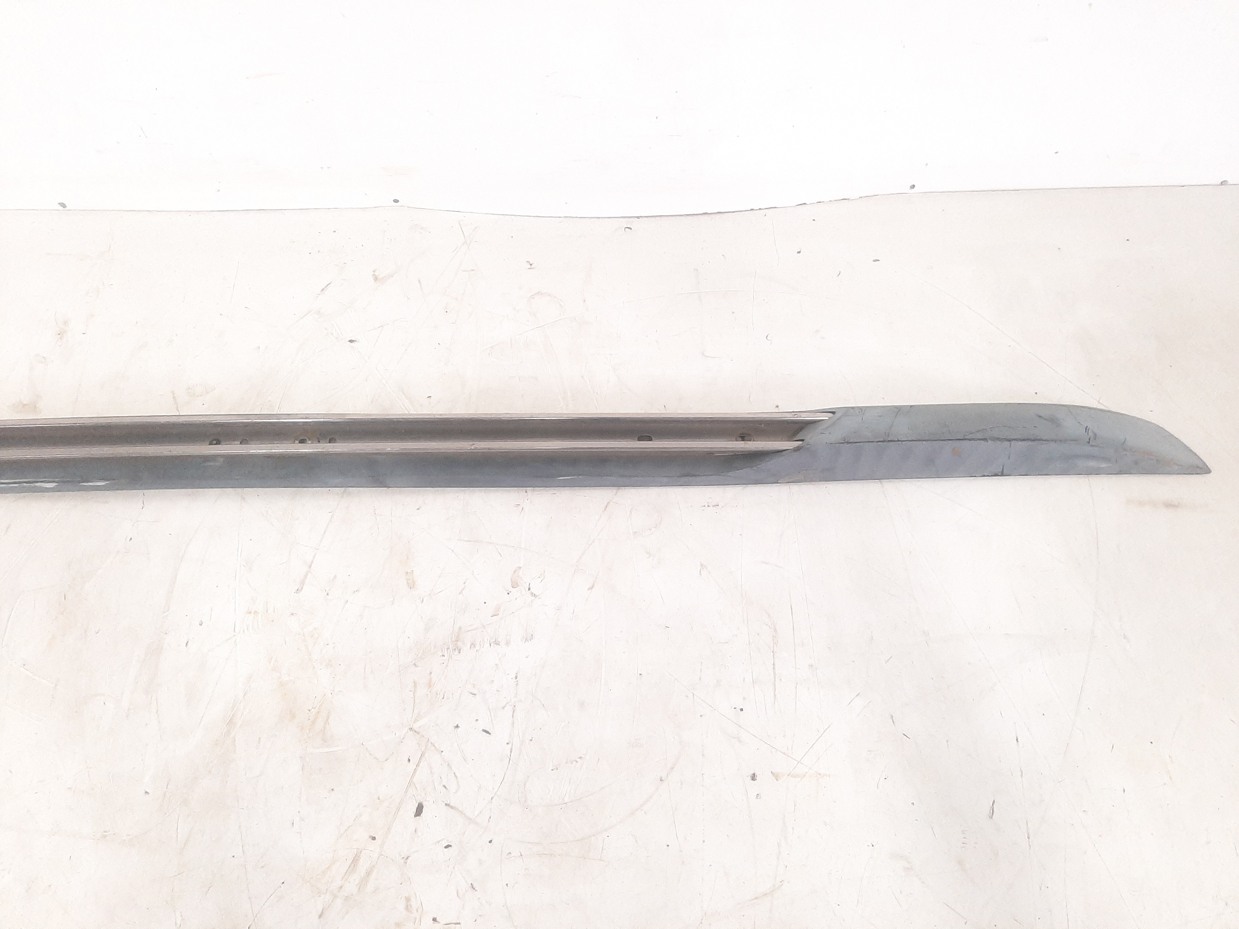 Calha Rack Teto Direito Grand Cherokee 2011 2012 2013 A 2015 2