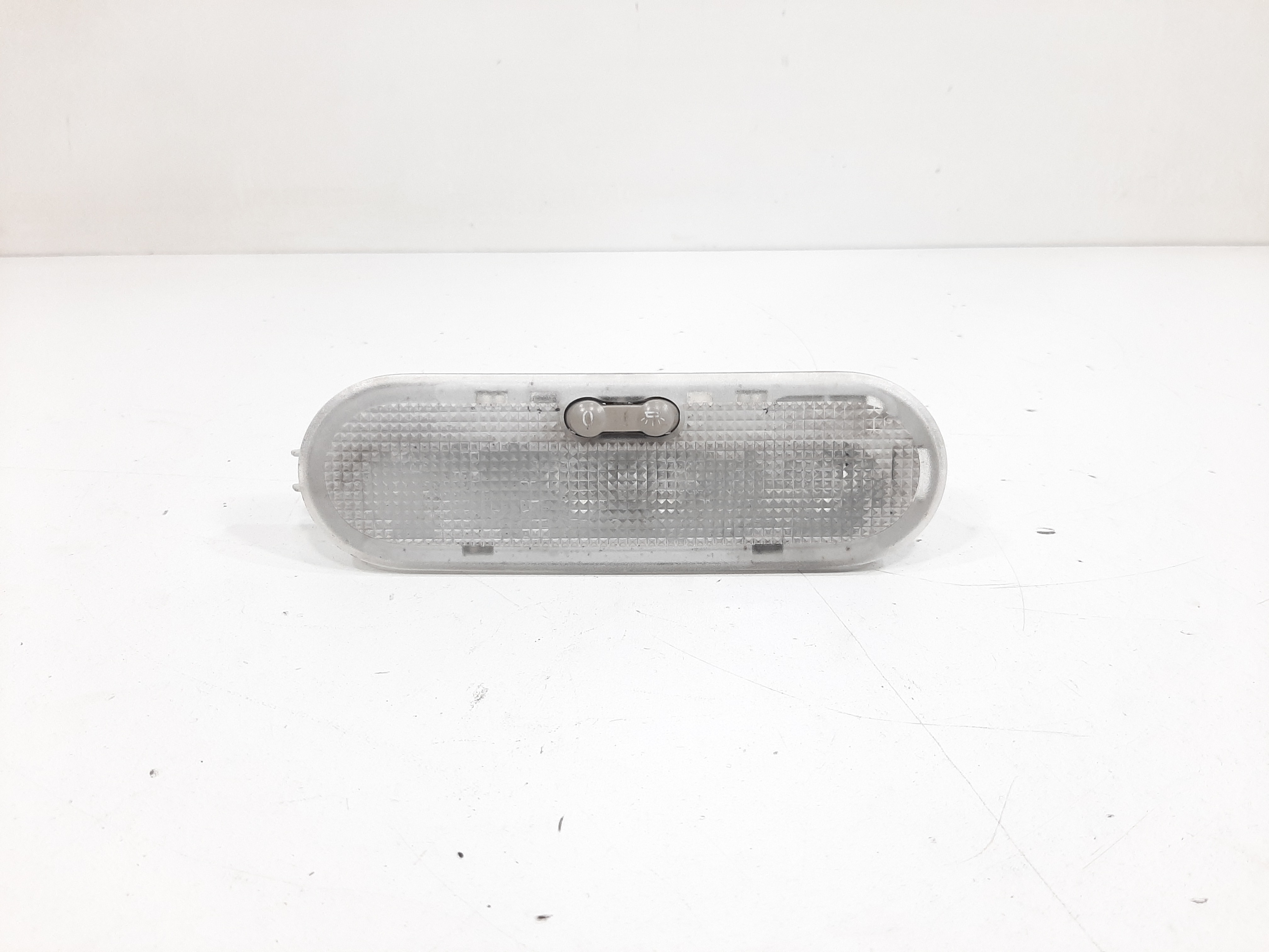 Luz Teto Traseira Nissan Livina 2010 2011 2012 2013 2014 7