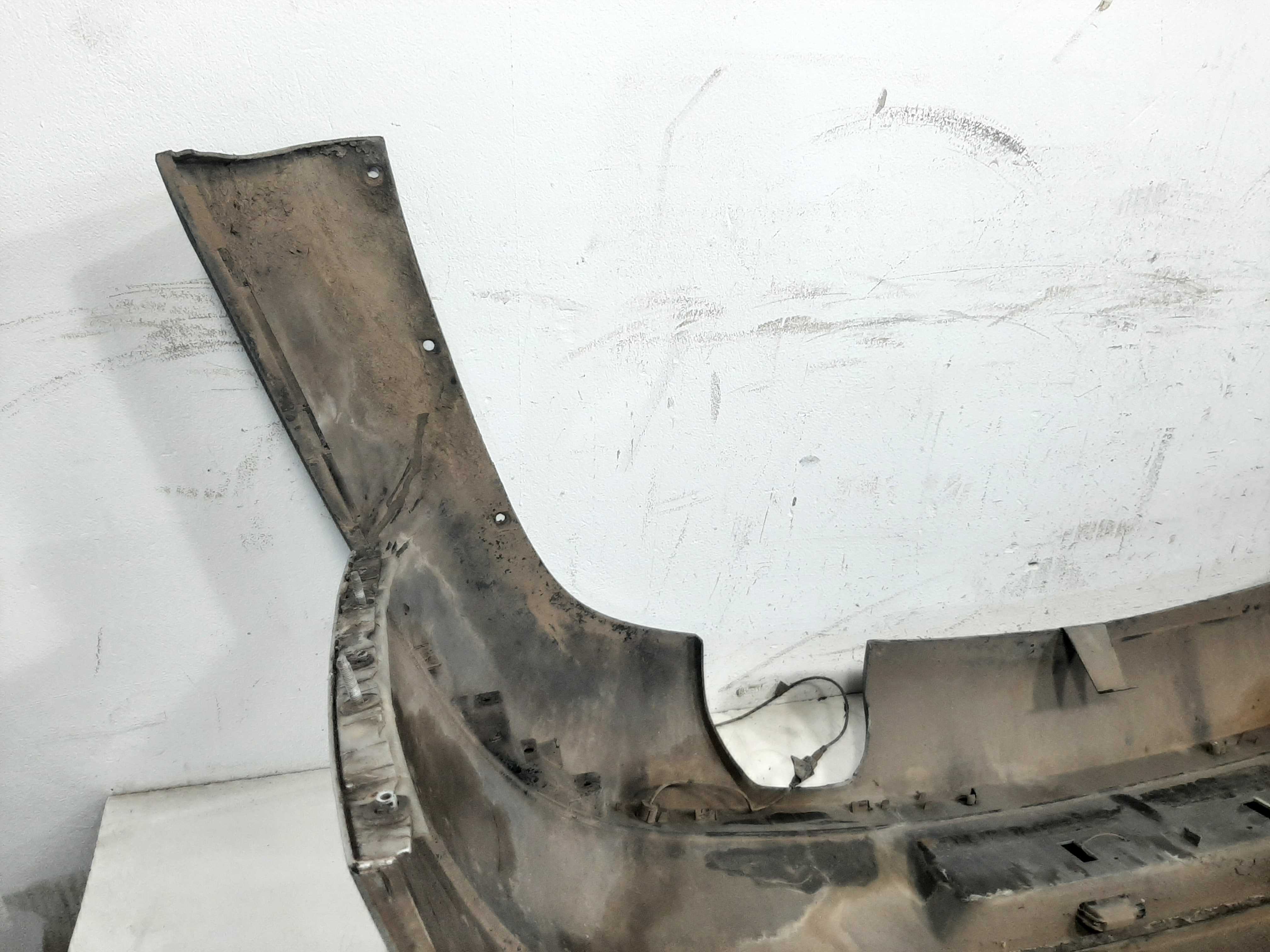 Parachoque Traseiro Citroen C4 Pallas 2007 A 2013 C/avaria 9