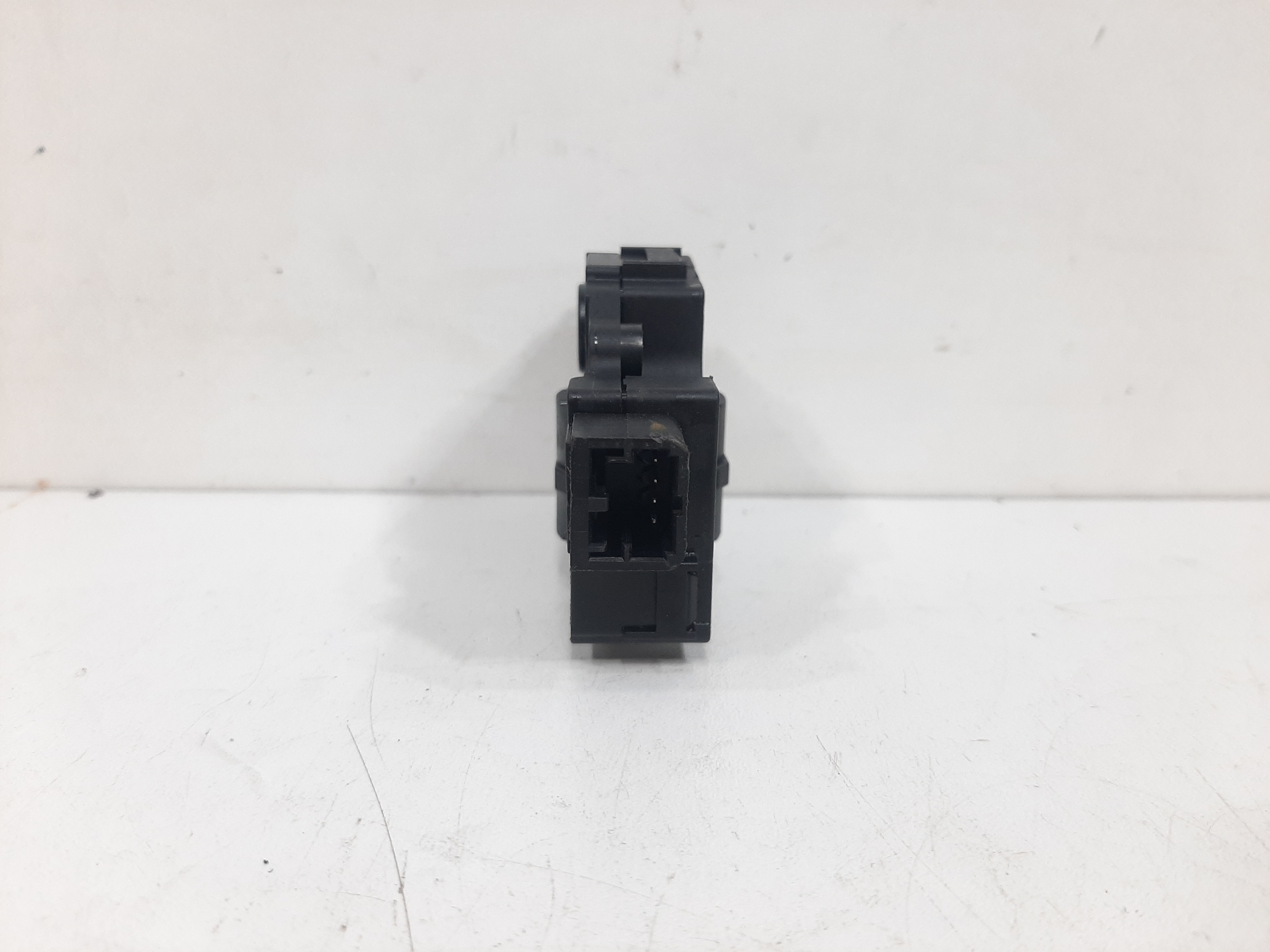Atuador Caixa Ventilação Bmw 320i 2.0 N46 Aspro 2006 A 12 2