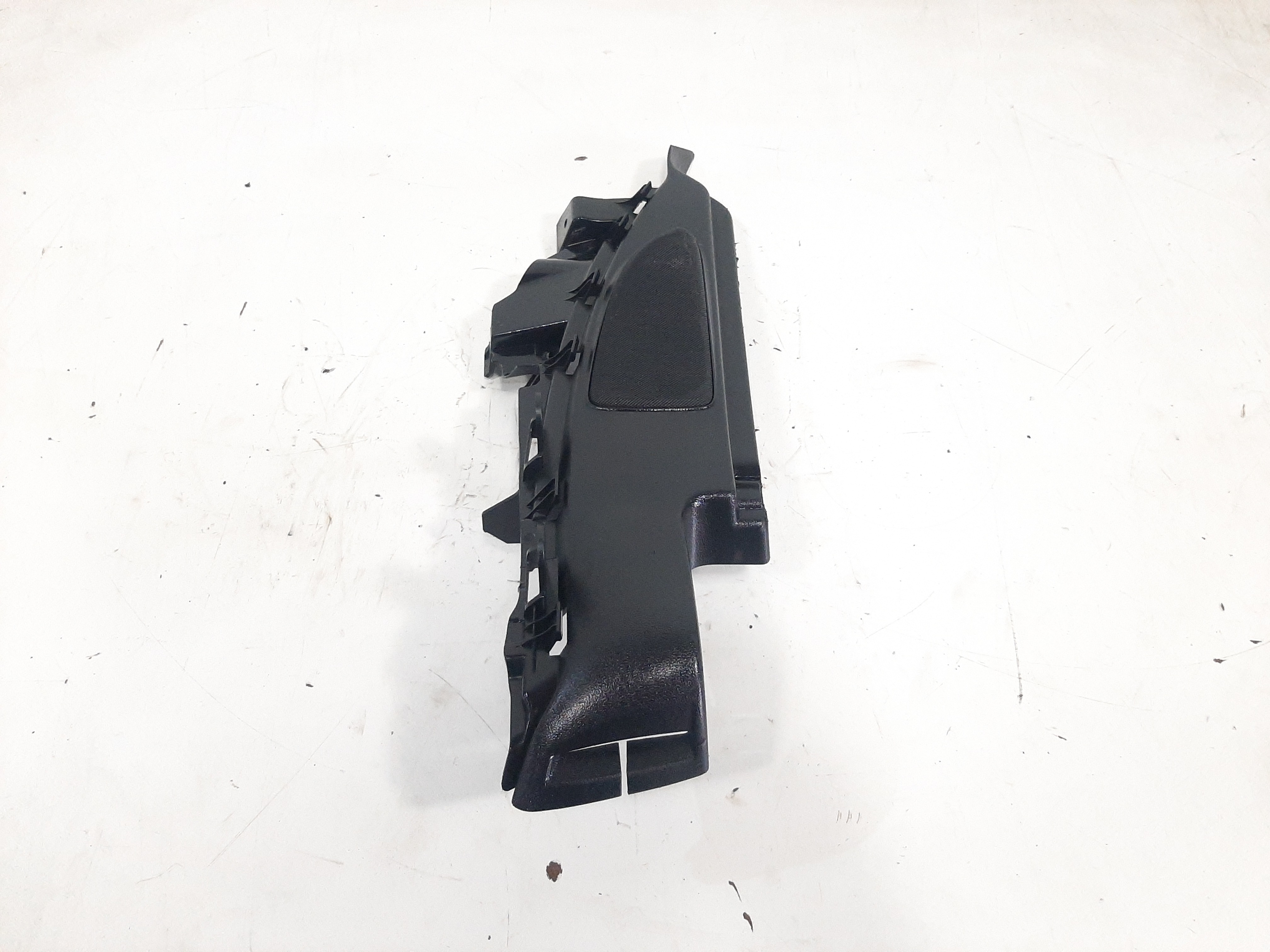 Suporte Direito Bagagito Porta Malas Bmw 120i 2006 A 2012 6