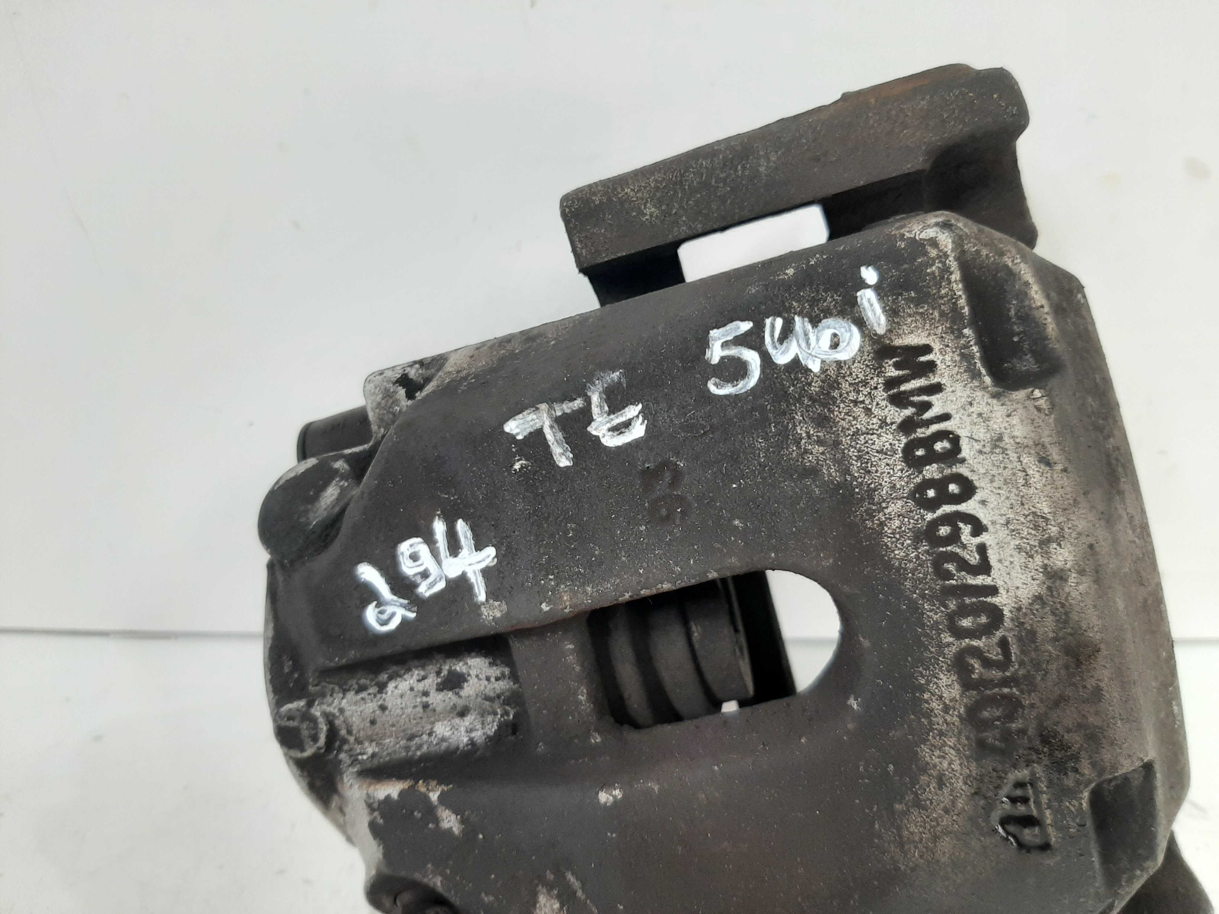 Pinça Traseira Esquerda Bmw 540i 4.4 1996 1997 A 1999 1