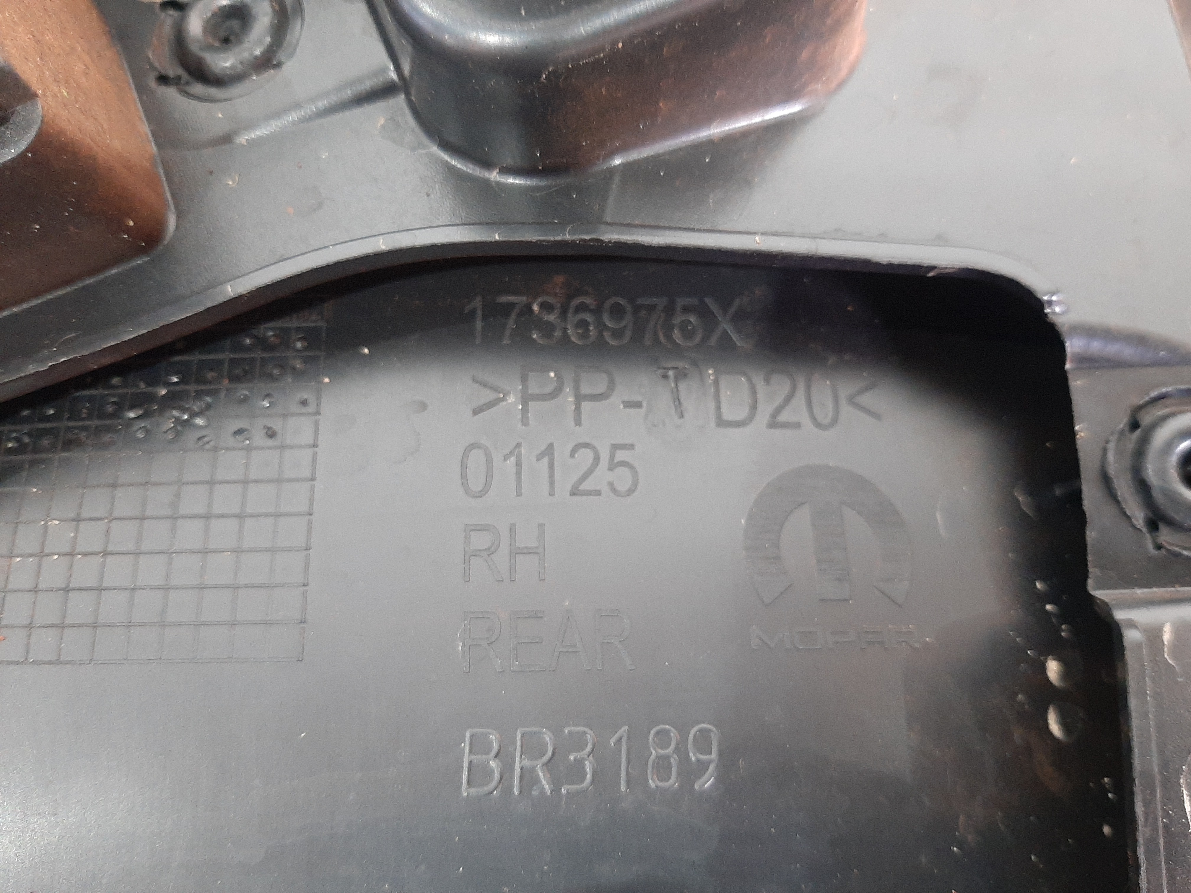 Forro Porta Traseira Direita Fiat Toro 2016 2017 2018 A 2020 8