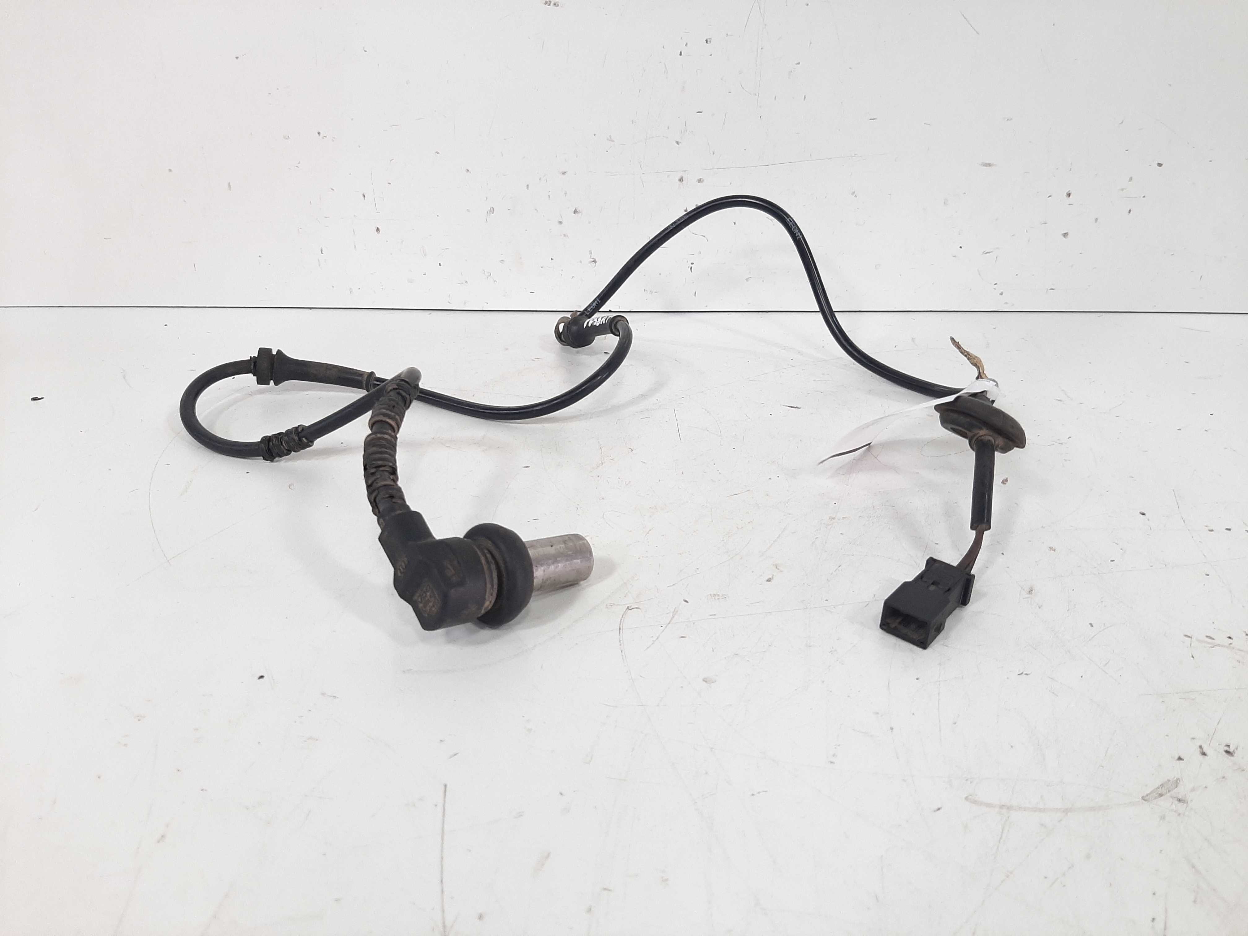 Sensor Abs Dianteiro Direito Passat Golf 1999 2000 A 2005 7