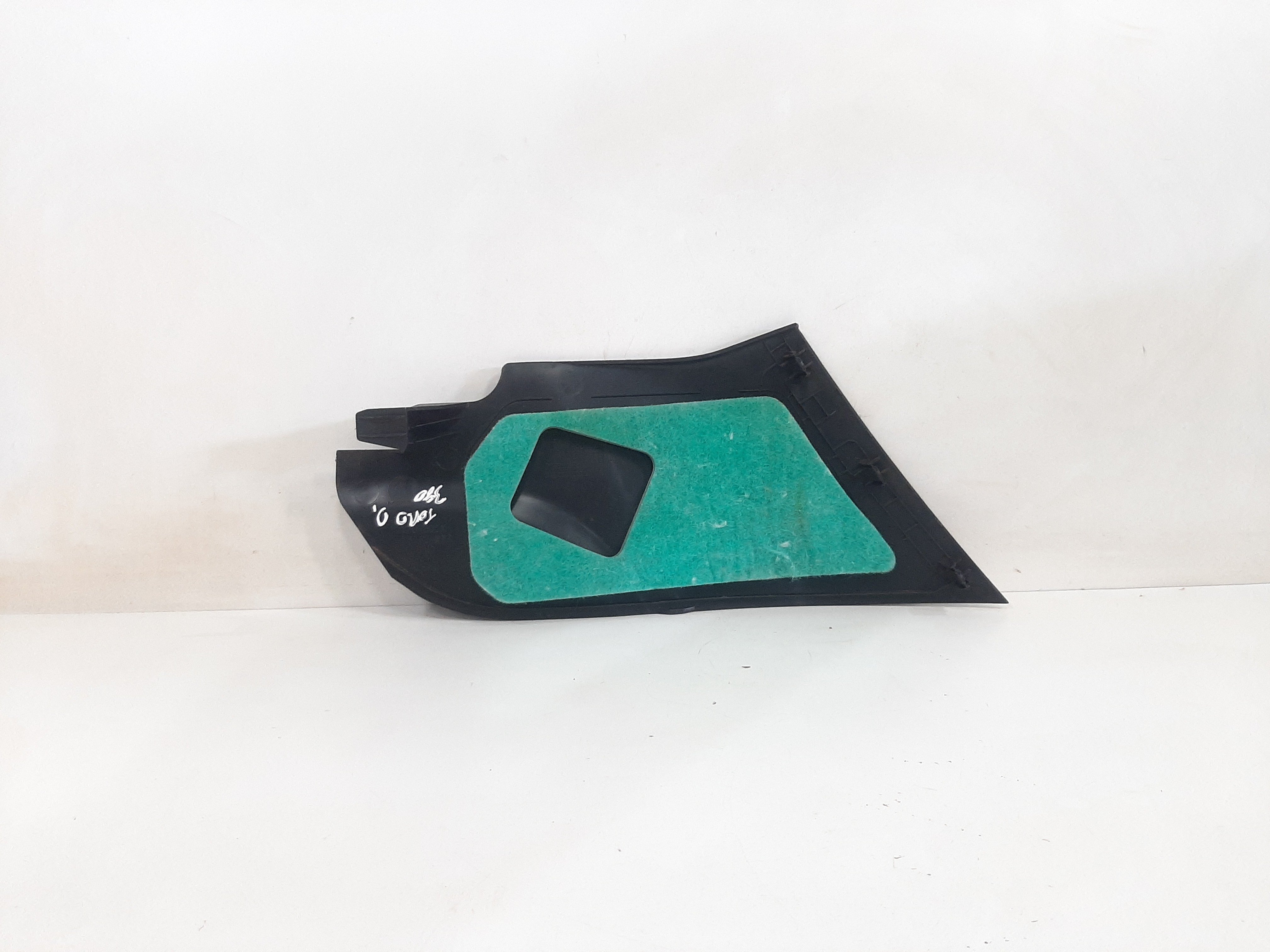 Moldura Console Central Lado Direito Fiat Toro 2016 A 2020 7
