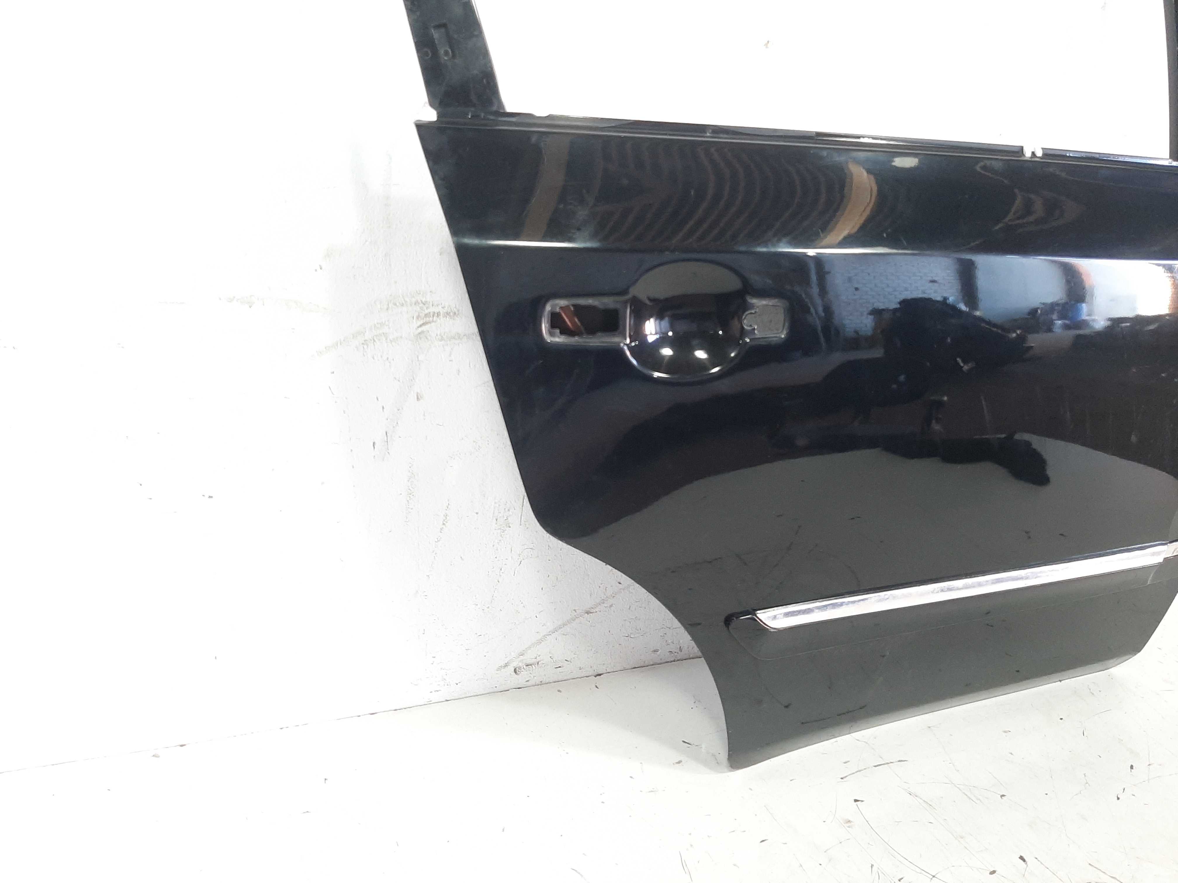 Porta Traseira Direita Nissan Sentra C/ Detalhe 2008 A 2013 2