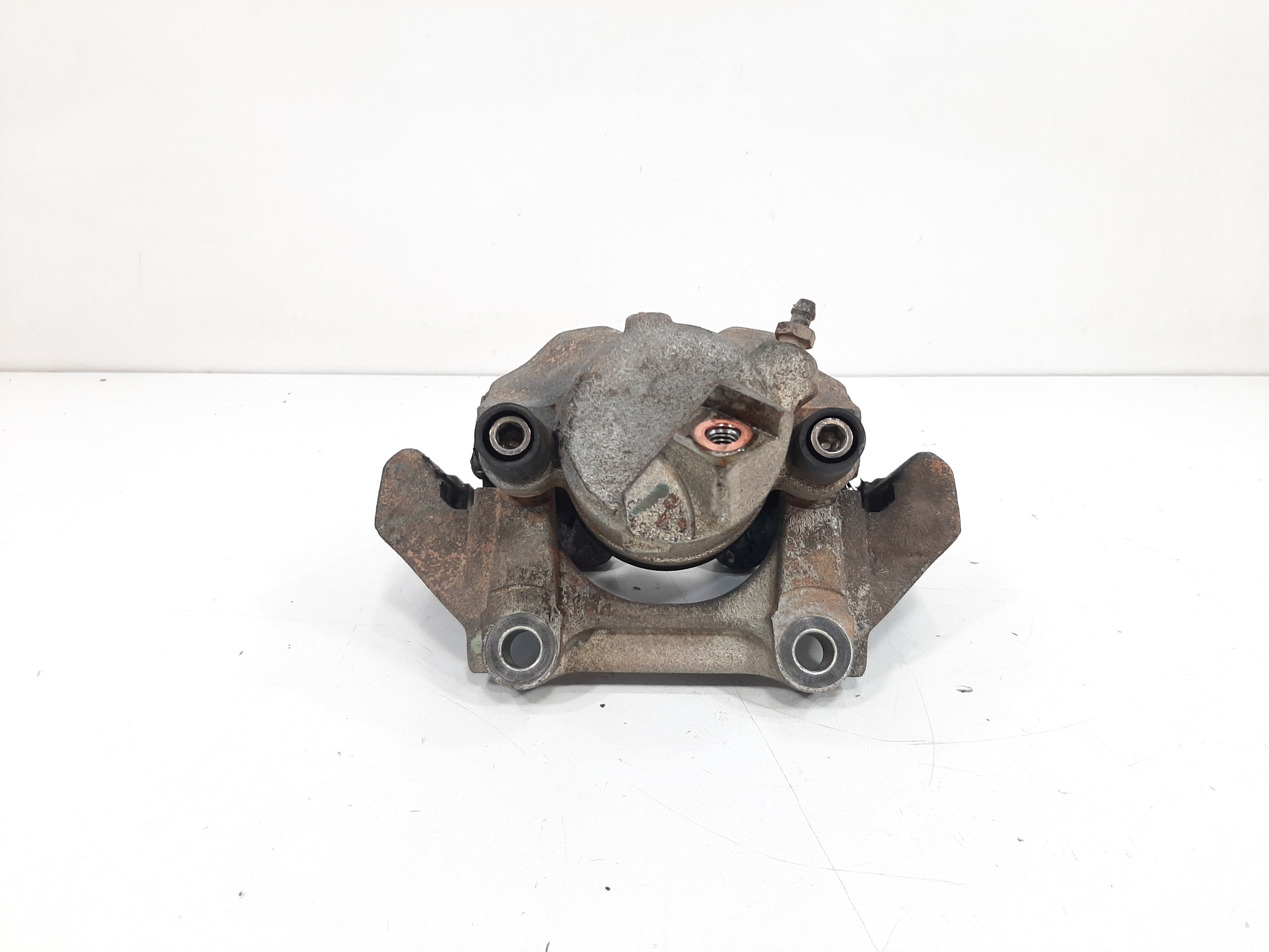 Pinça Dianteira Direita Audi A3 1997 1998 1999 A 2006 3