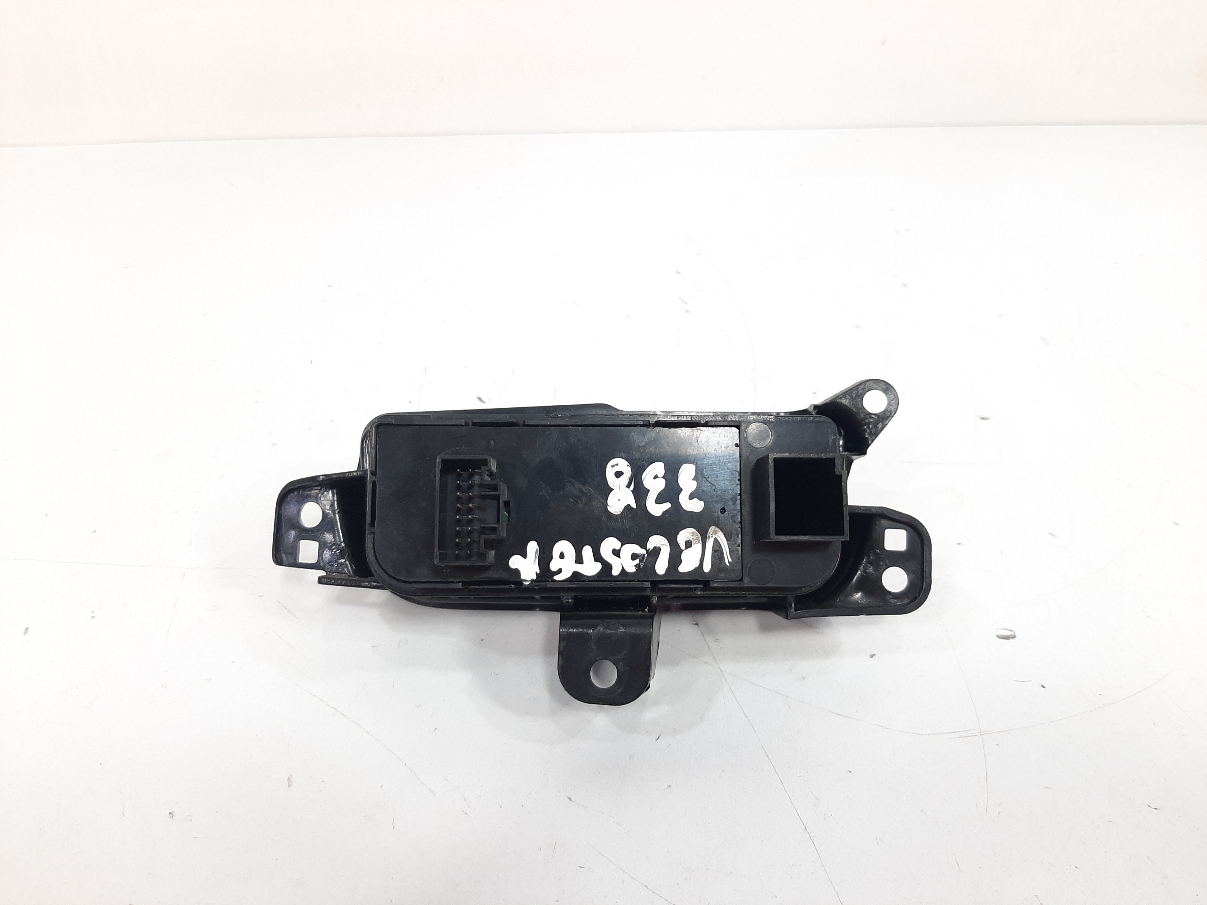 Comando Botão Luz Painel Hyundai Veloster 2012 2013 6