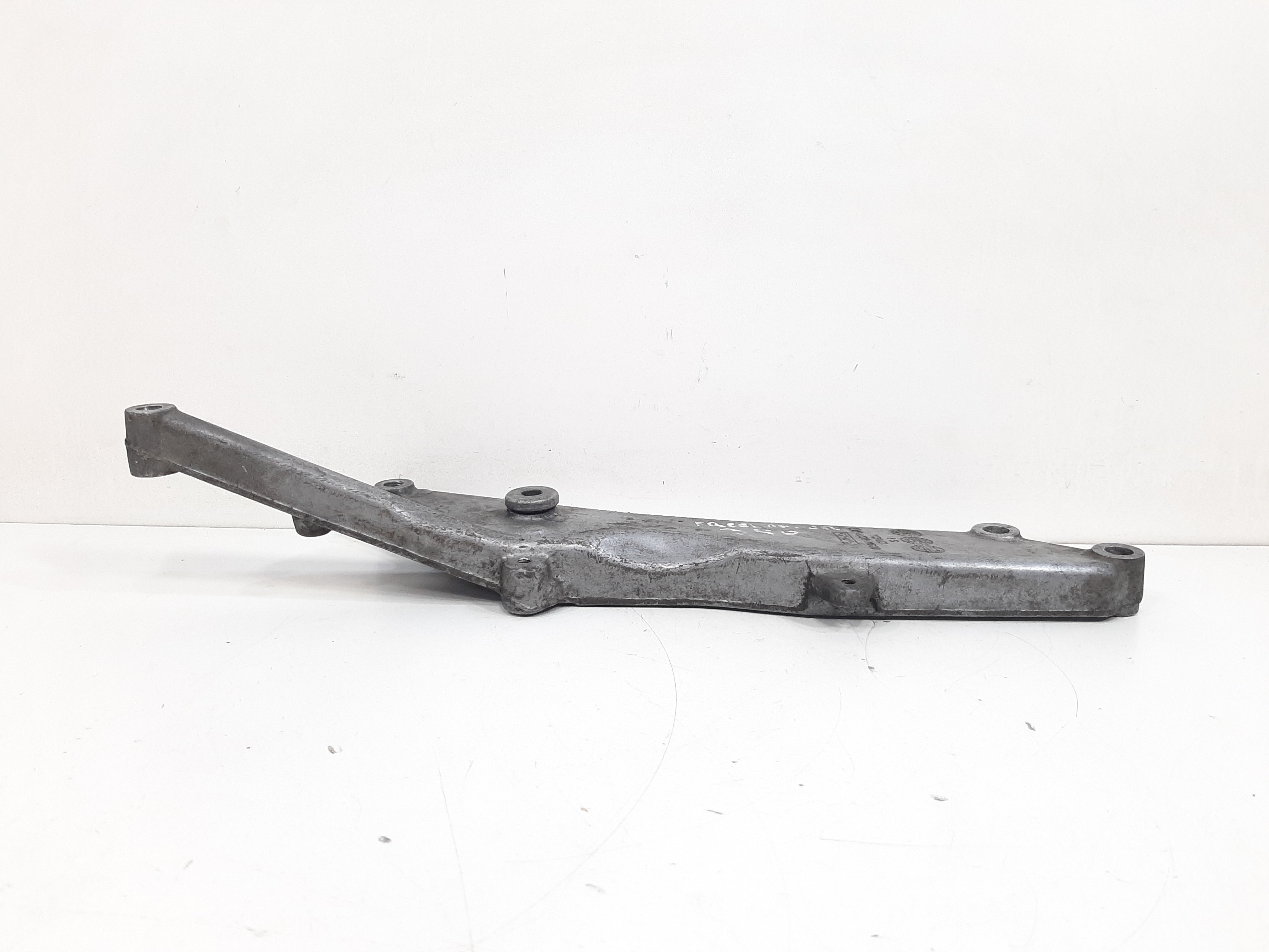Suporte Superior Motor Freelander 2 3.2 2007 2012 Volvo X60 8