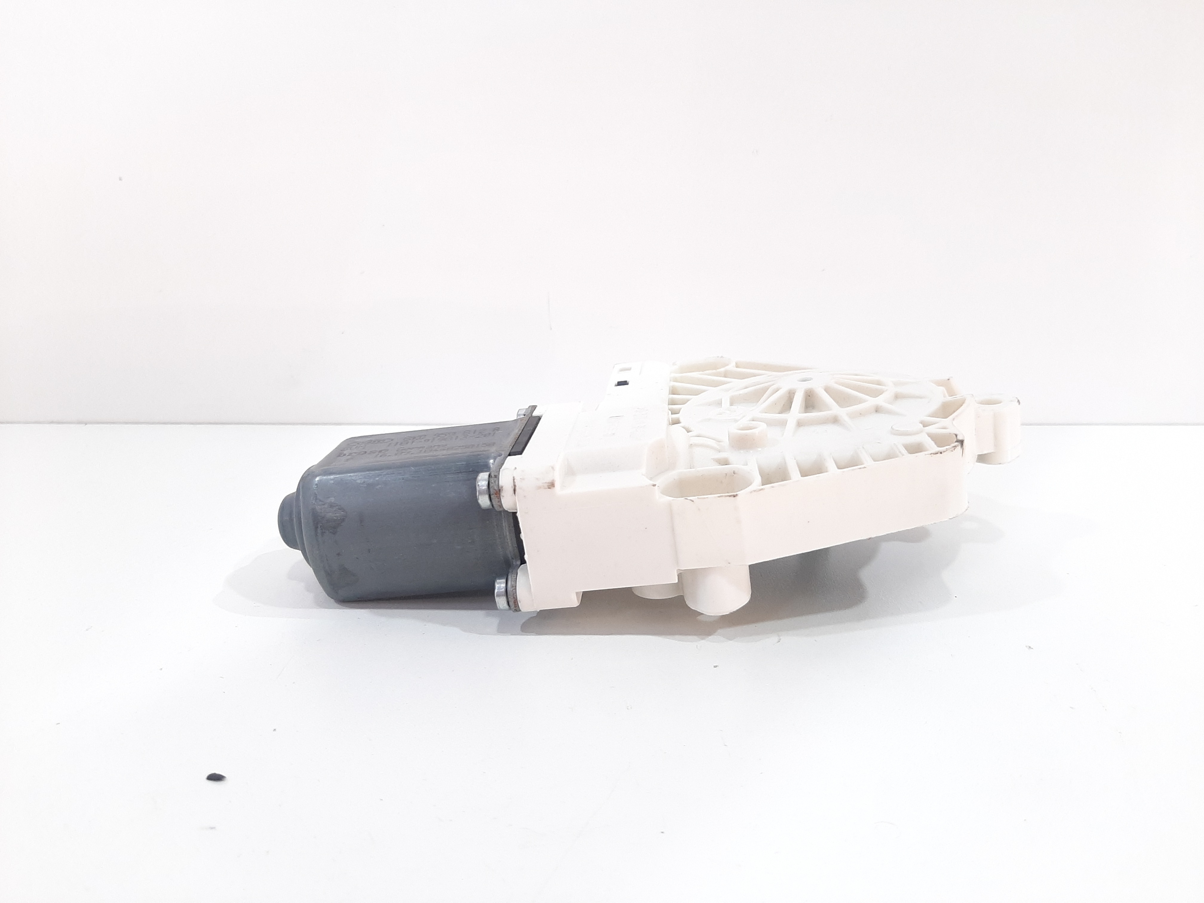 Motor Vidro Elétrico Traseiro Direito Audi A4 2008 A 2015 4