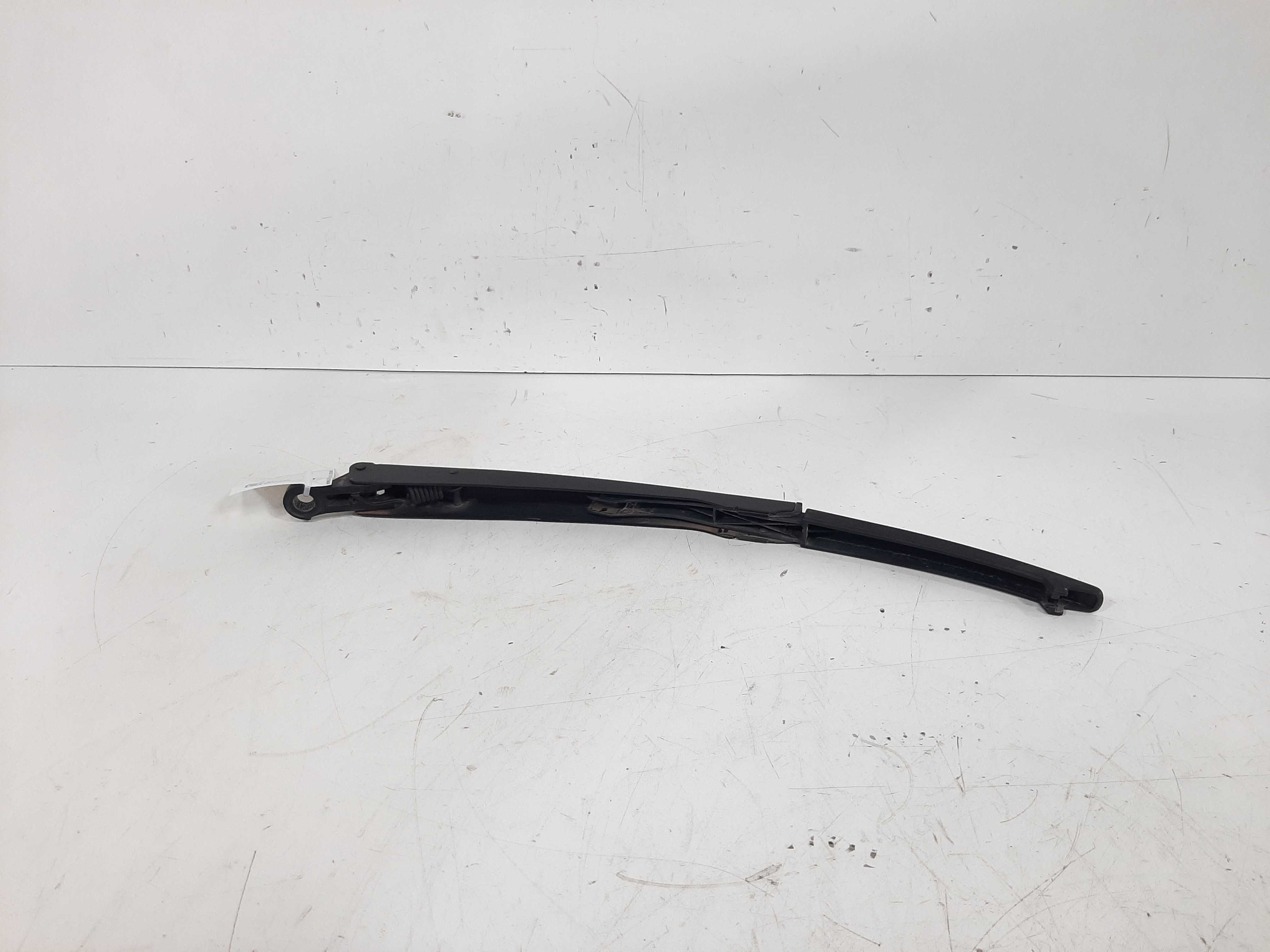 Haste Limpador Traseiro Gm Onix Ltz 2013 2014 2015 A 2018 5
