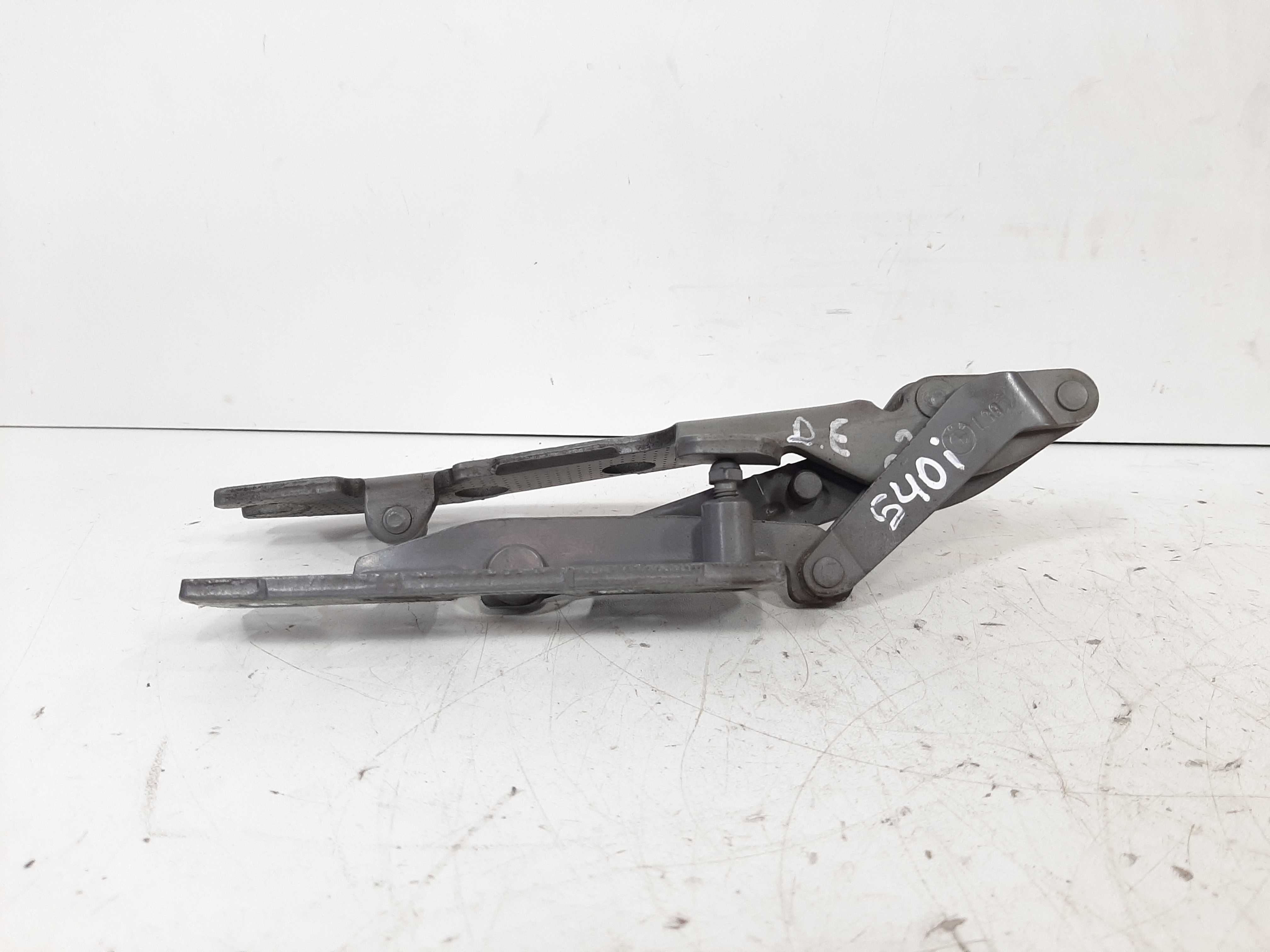 Dobradiça Esquerda Capô Bmw 540i 1996 1997 1998 A 2004 3