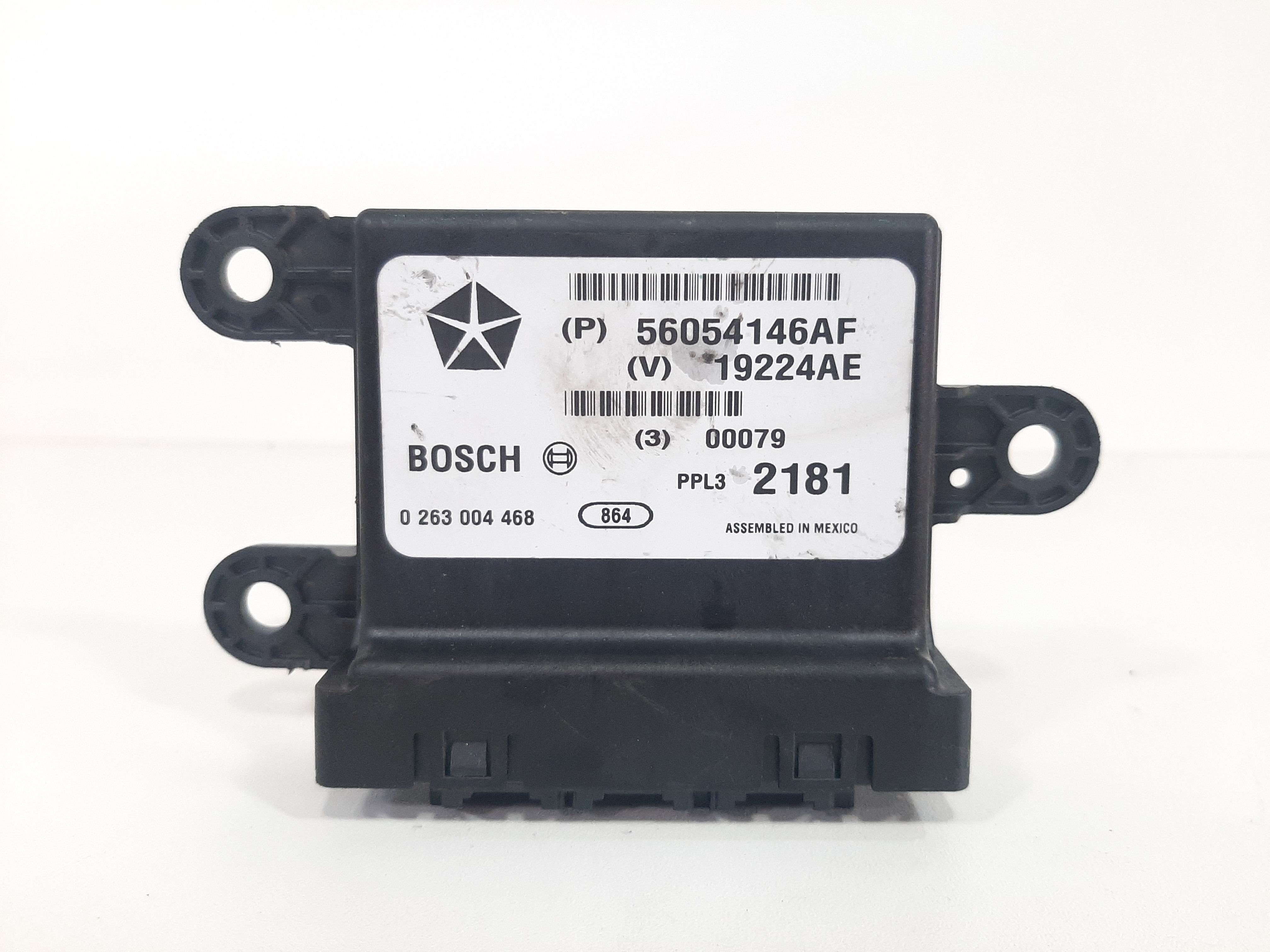 Modulo  Estacionamento Grand Cherokee 2011 2012 2013 A 2015 2