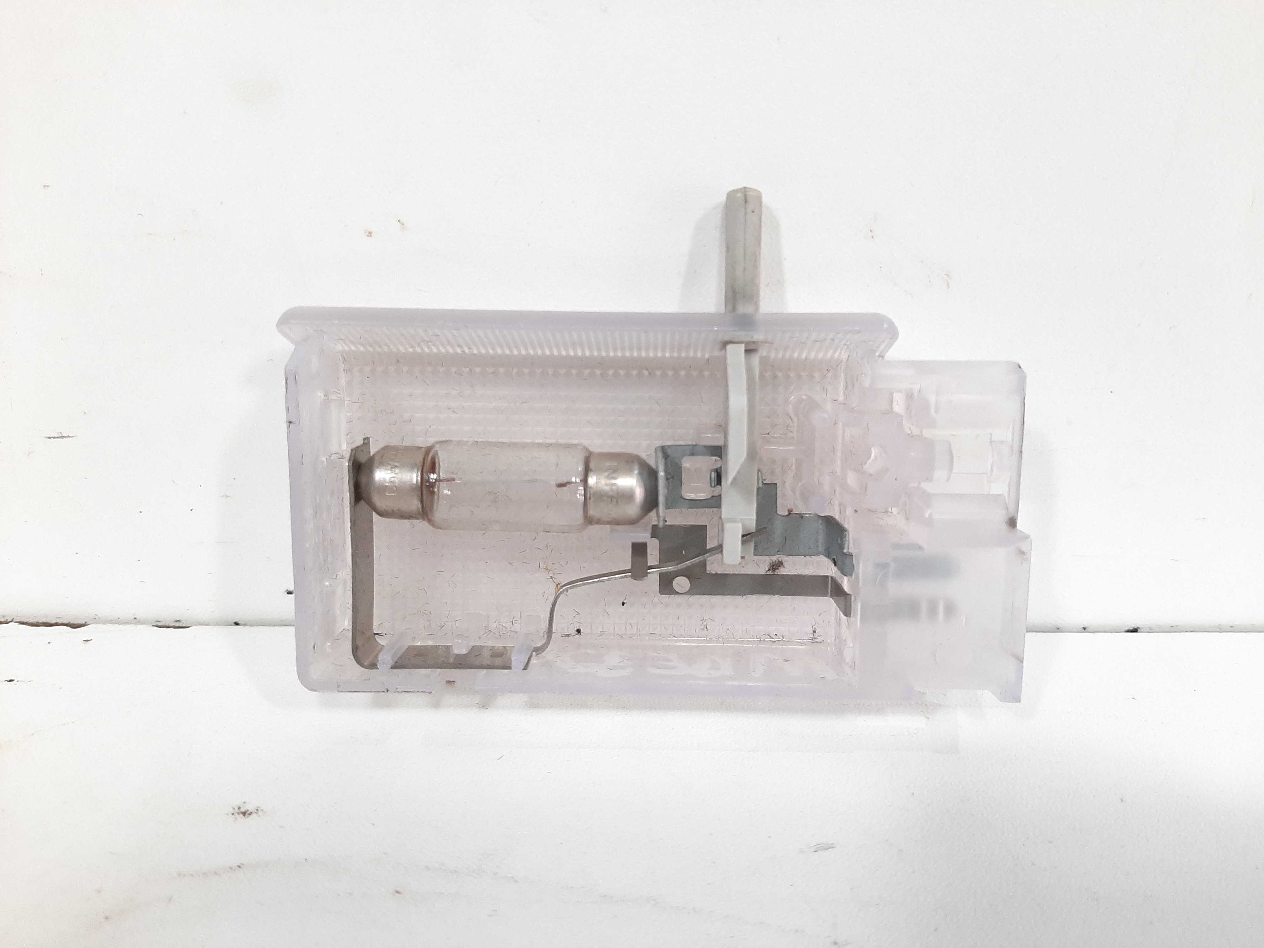 Luz Cortesia Porta Luvas Mercedes E320 W210 1998 1999 A 2002 7