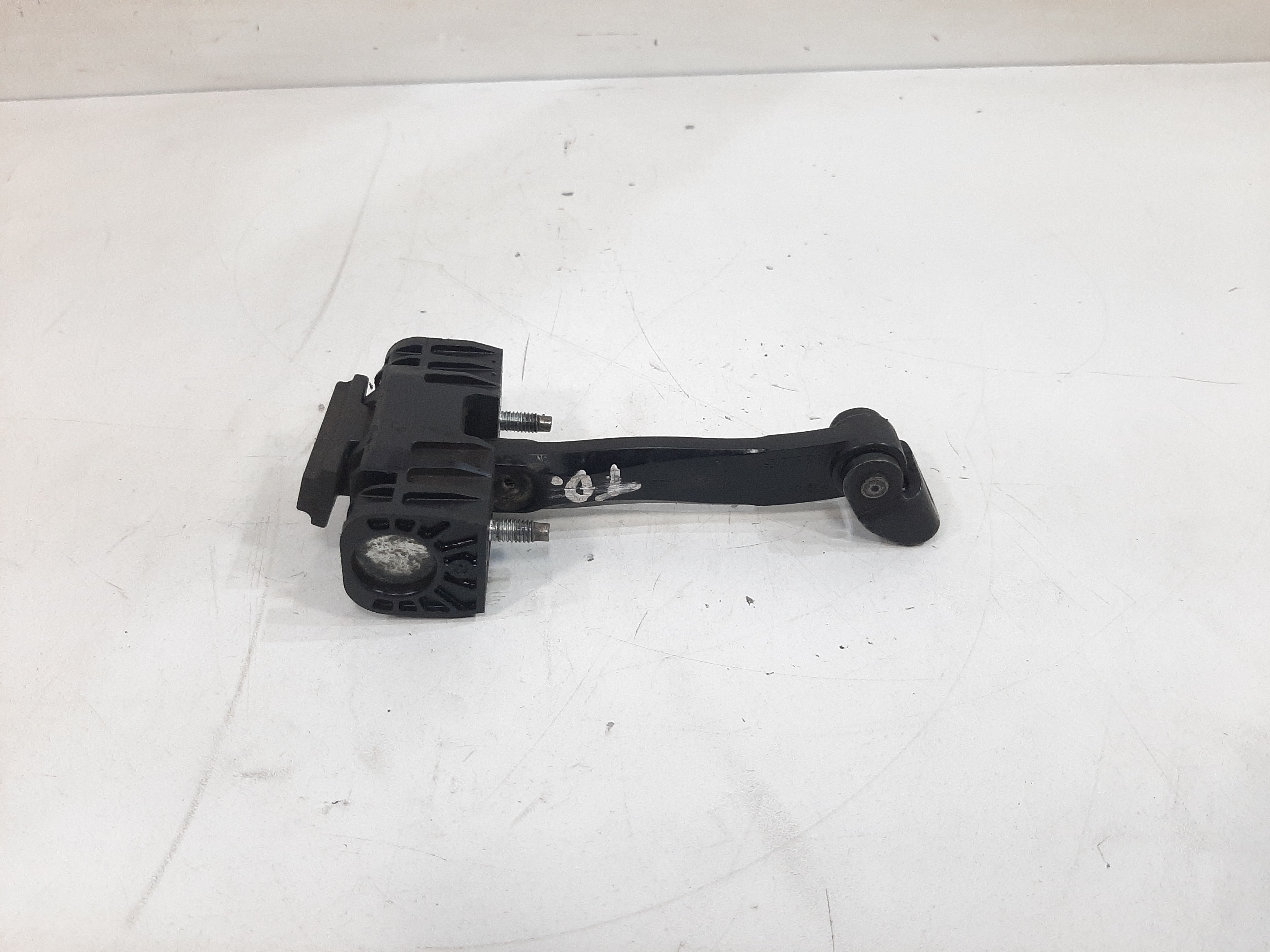 Limitador Porta Traseira Direita Gm Vectra Gt 2008 A 2011 2
