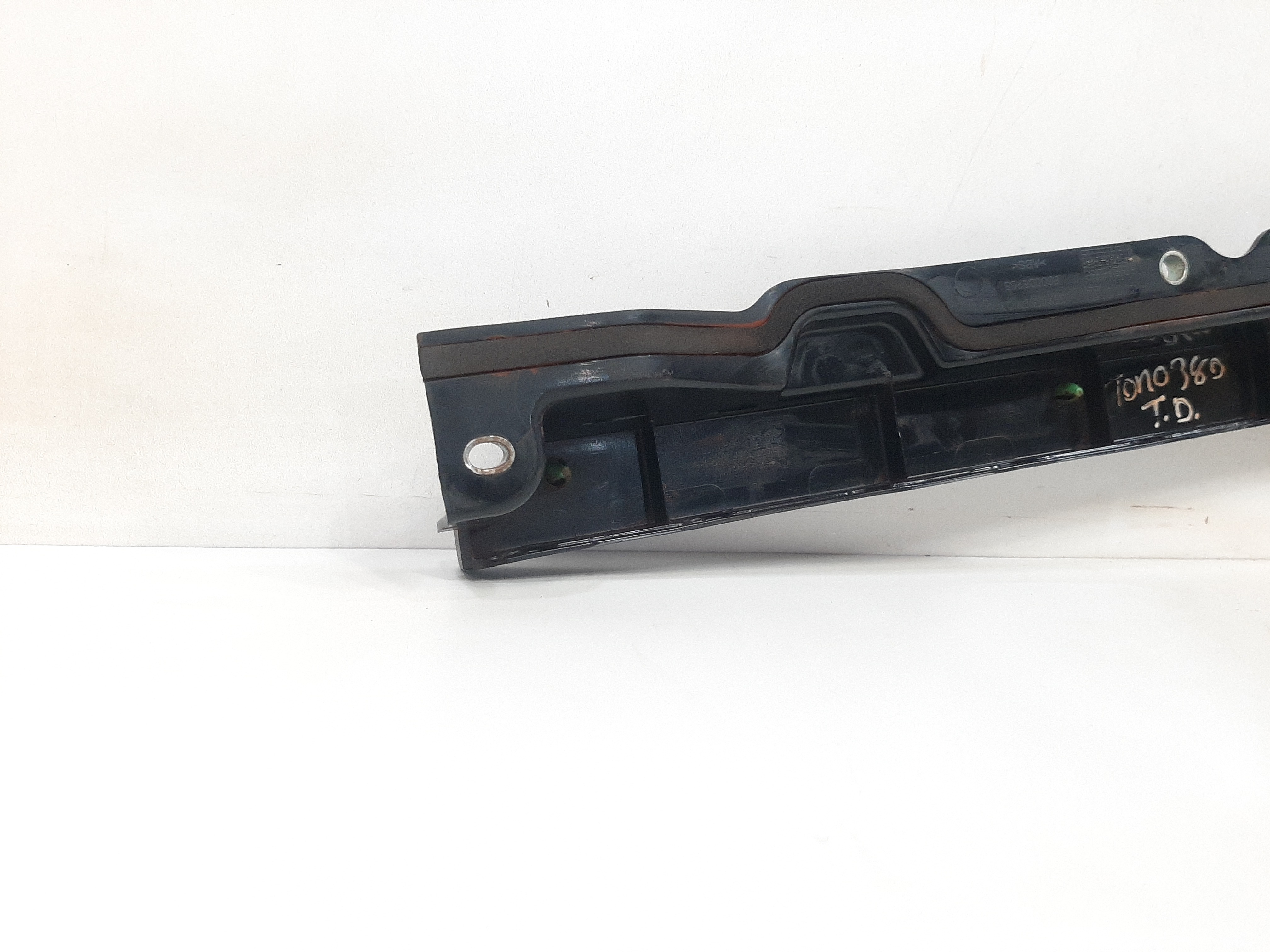 Moldura Lateral Tampa Traseira Direita Fiat Toro 2016 A 2023 1
