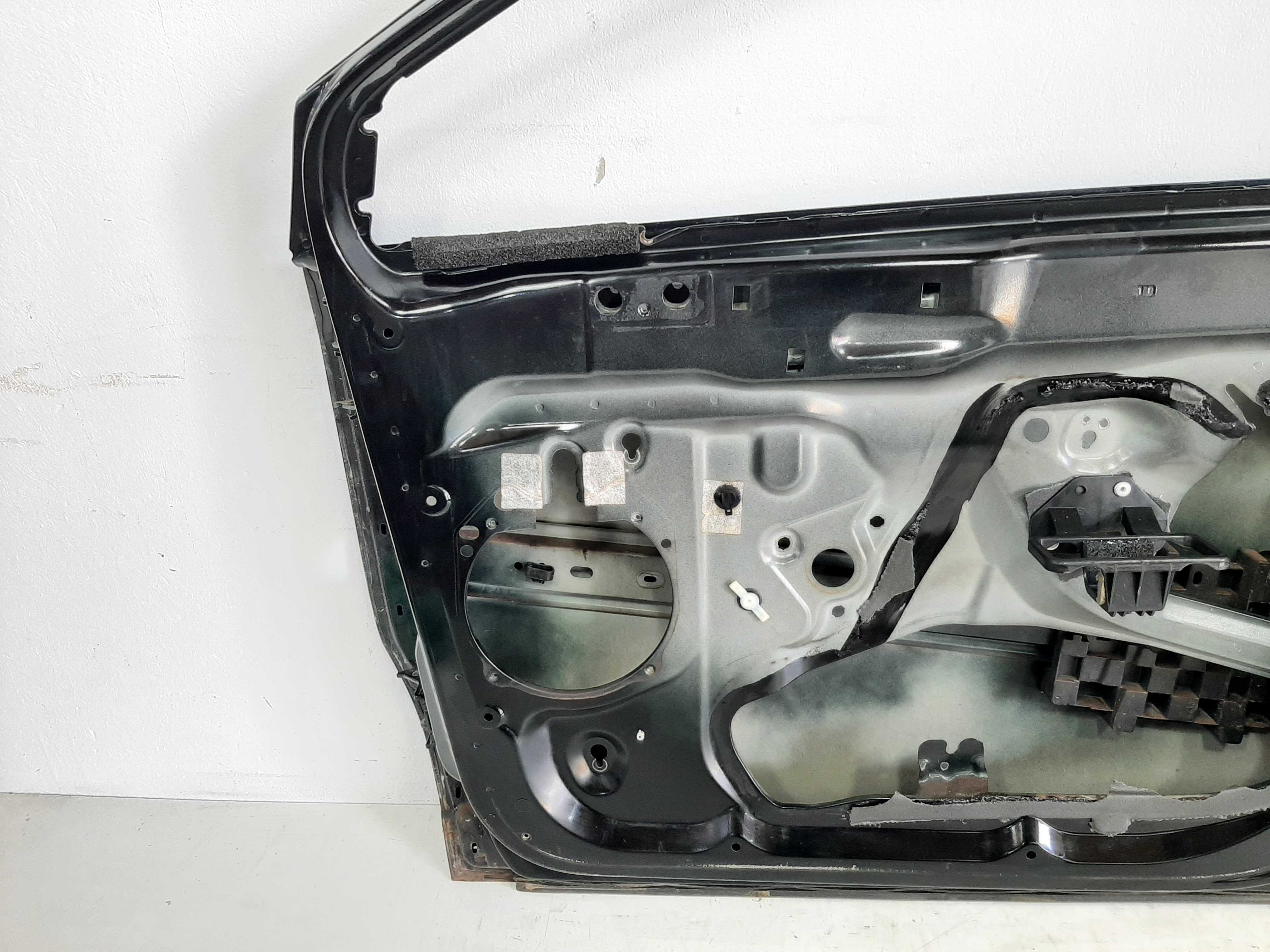 Porta Dianteira Direita Citroen C4 2007 A 2013 Com Avaria 8