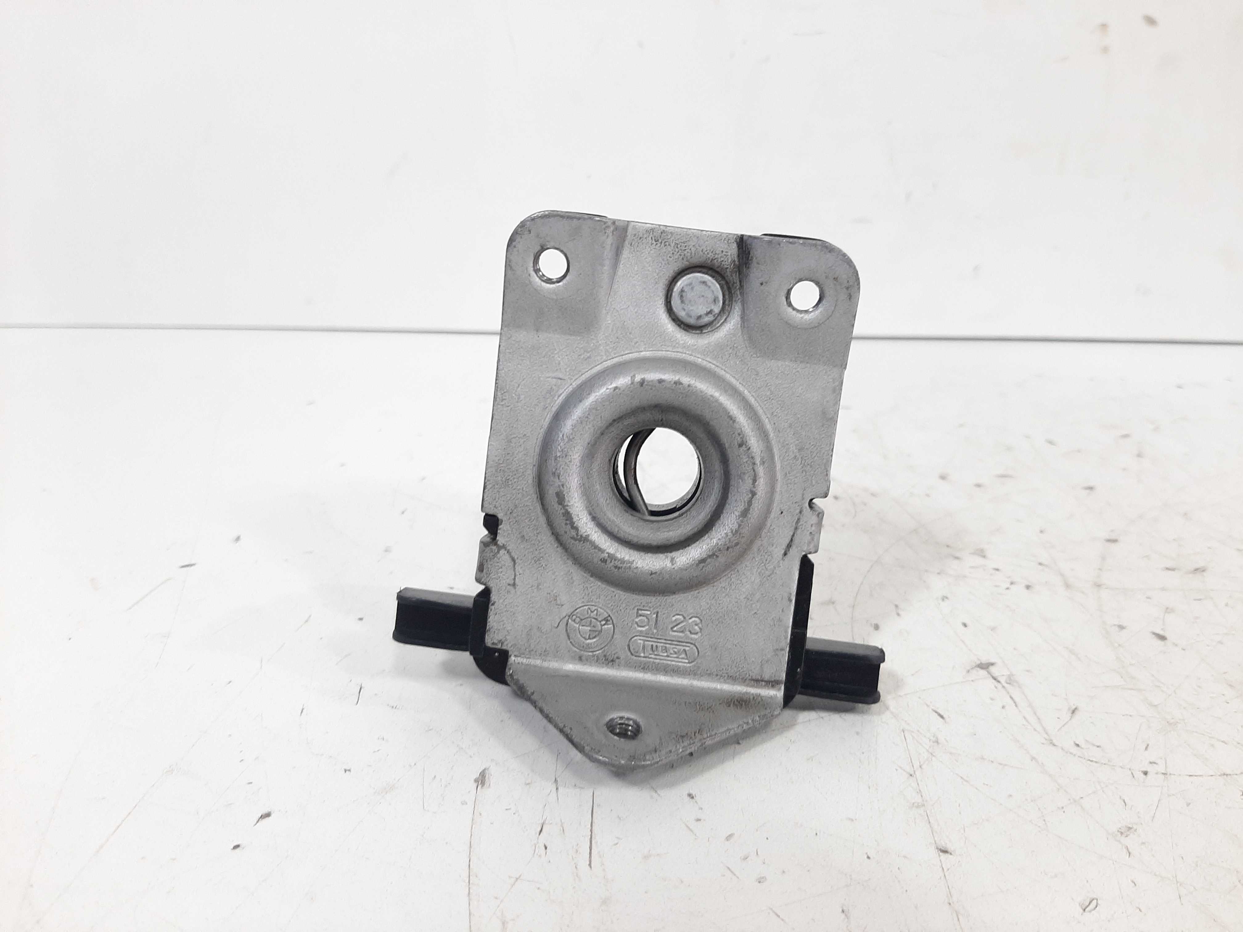 Fechadura Capo Dianteiro Bmw 540i 96 97 A 2002 2003 2004 5