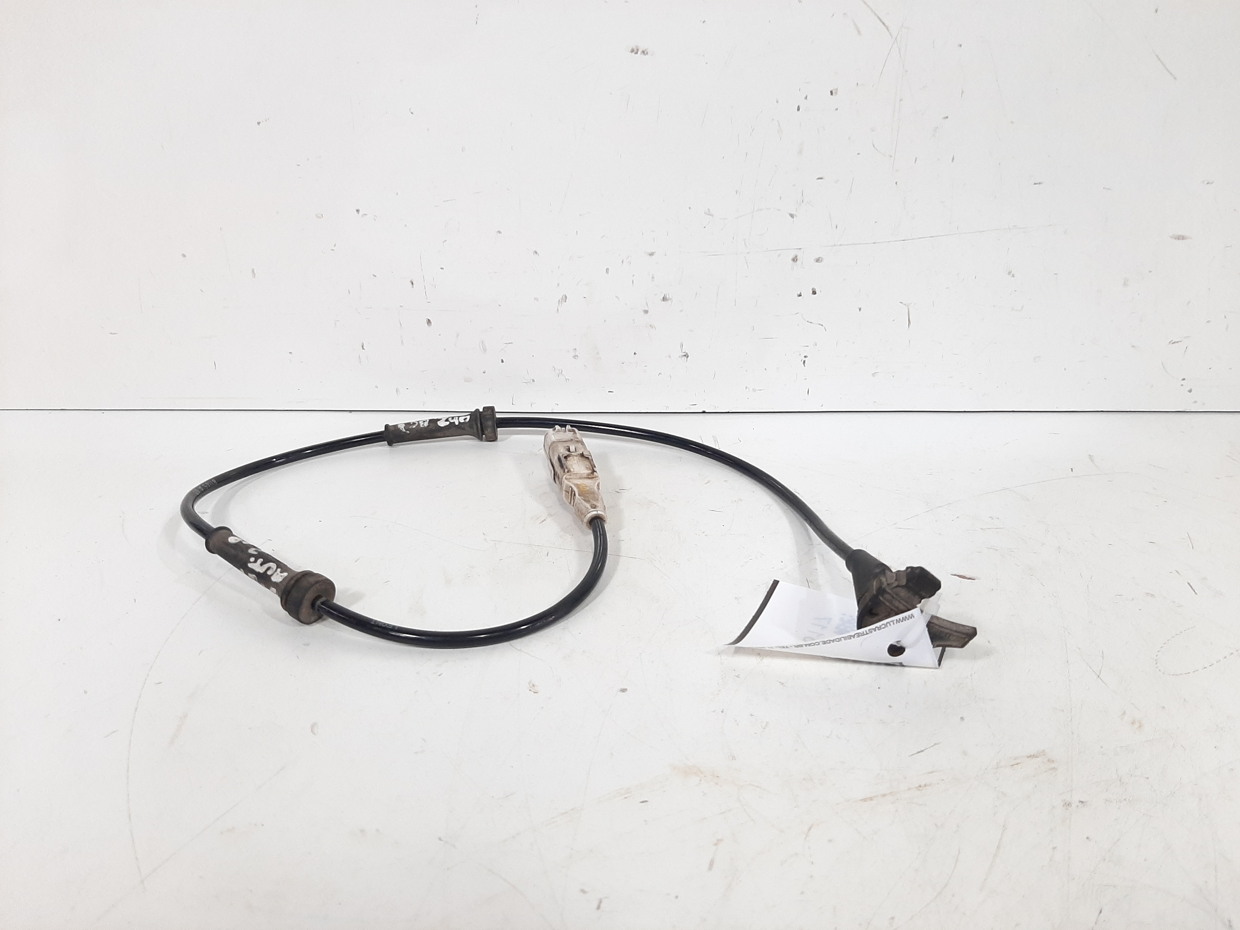 Sensor Abs Dianteiro Direito Peugeot 307 2001 2002 A 2008 9