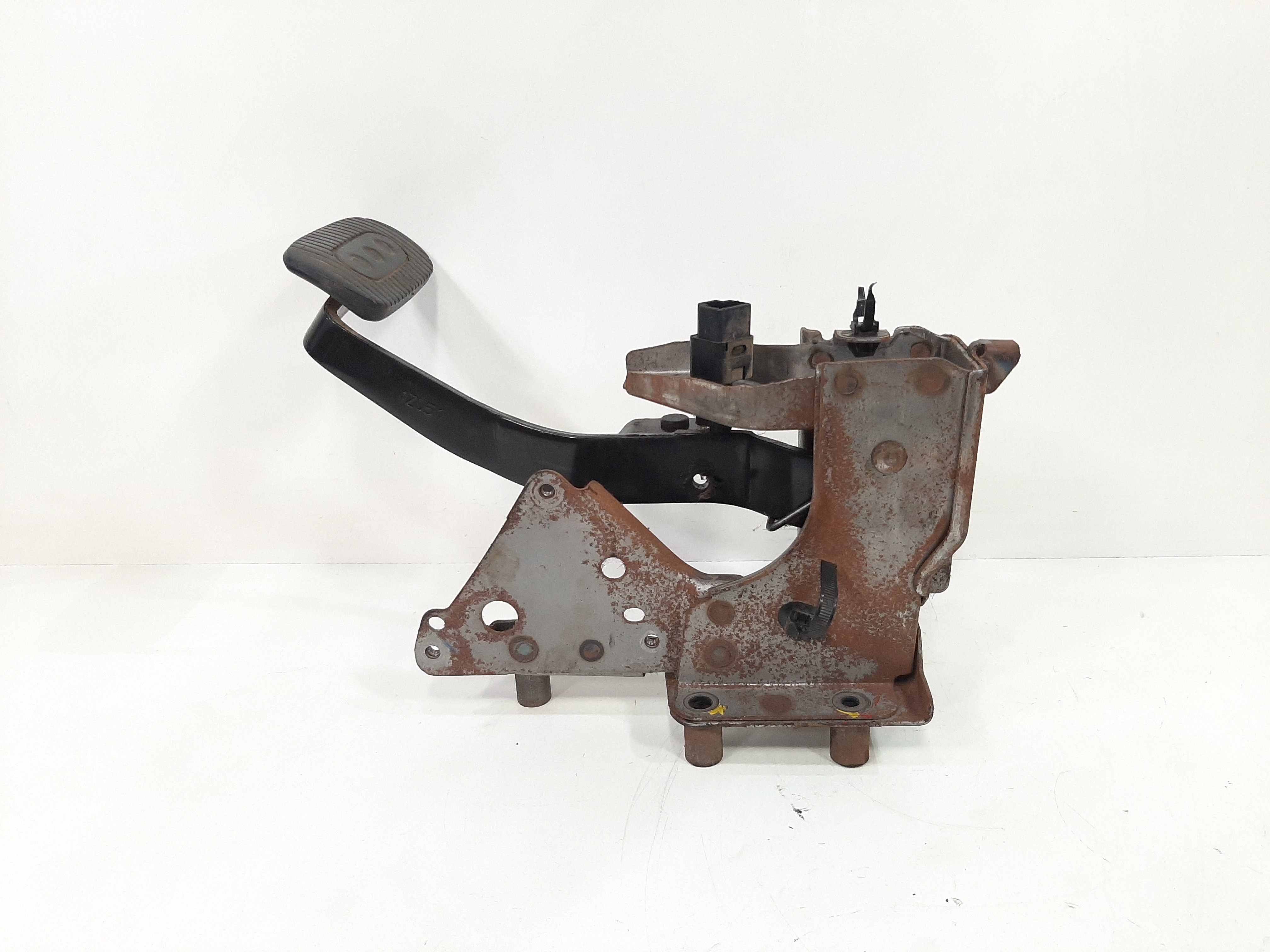 Pedal Freio C/ Base Nissan Livina Tiida 1.8 Aut. 2010 A 2014 8