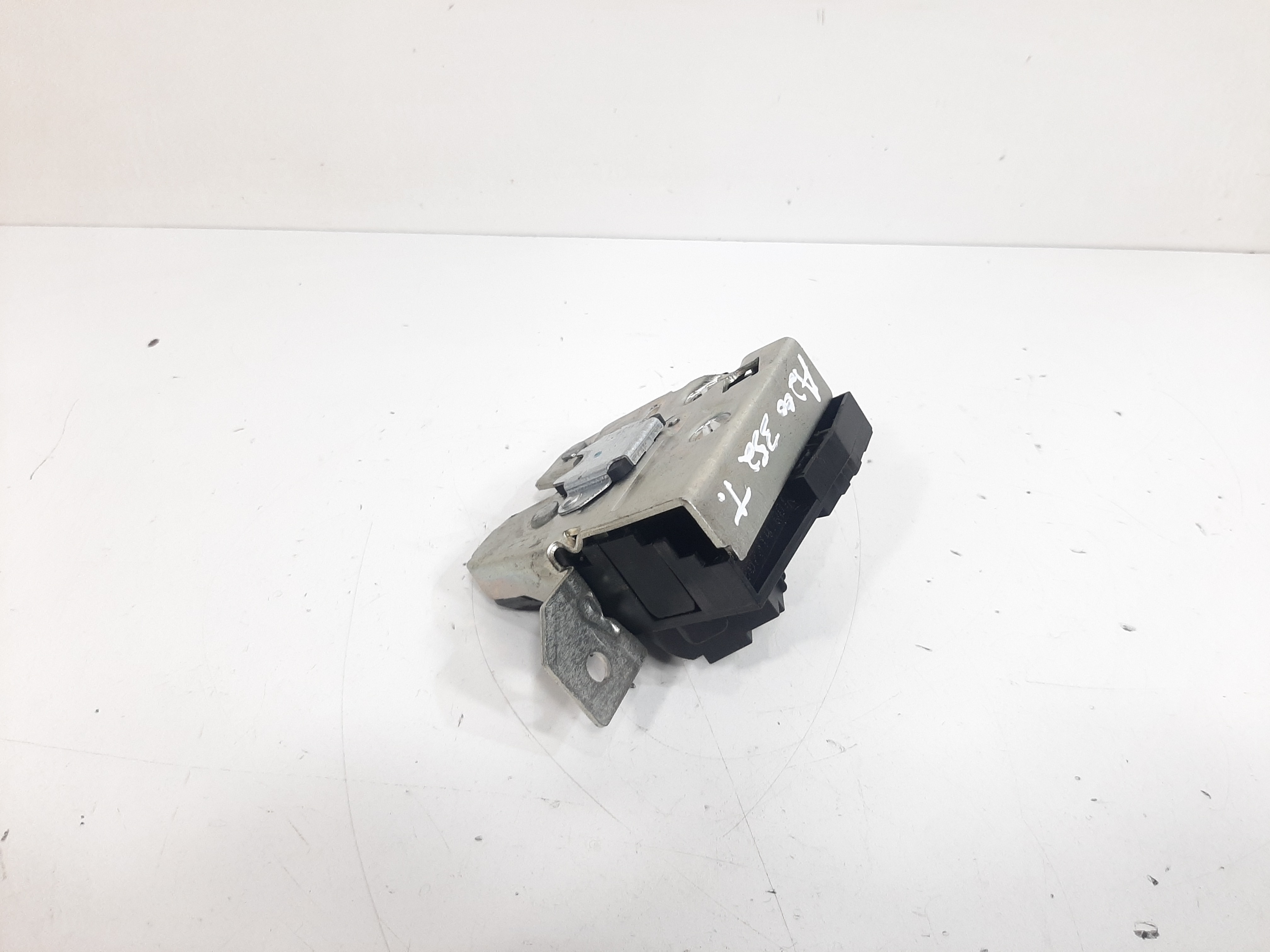 Fechadura Portamalas Mercedes Benz A200 W176 2013 A 2018 6