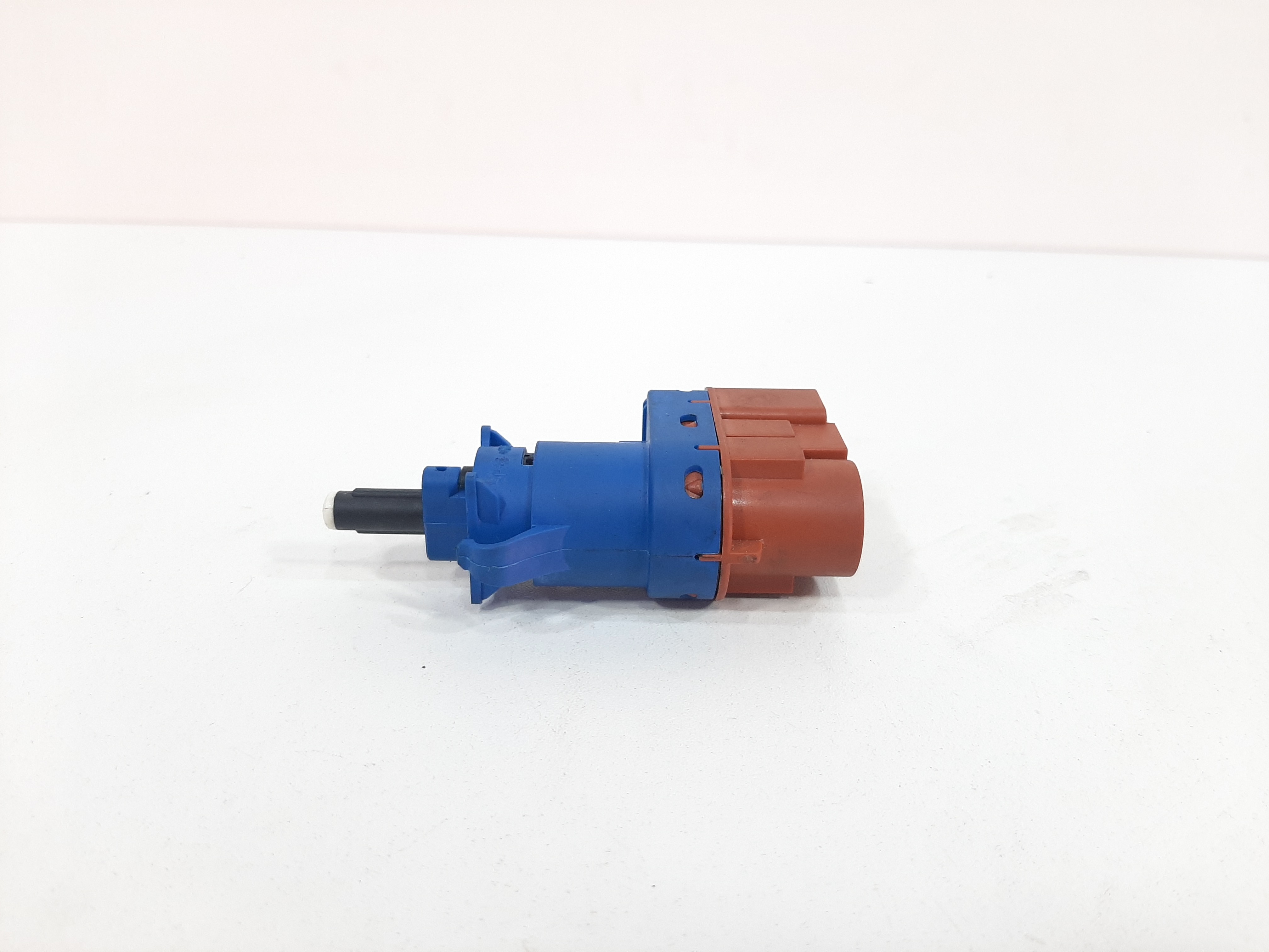 Interruptor Pedal Jeep Renegade 2015 A 2018 50512681 2