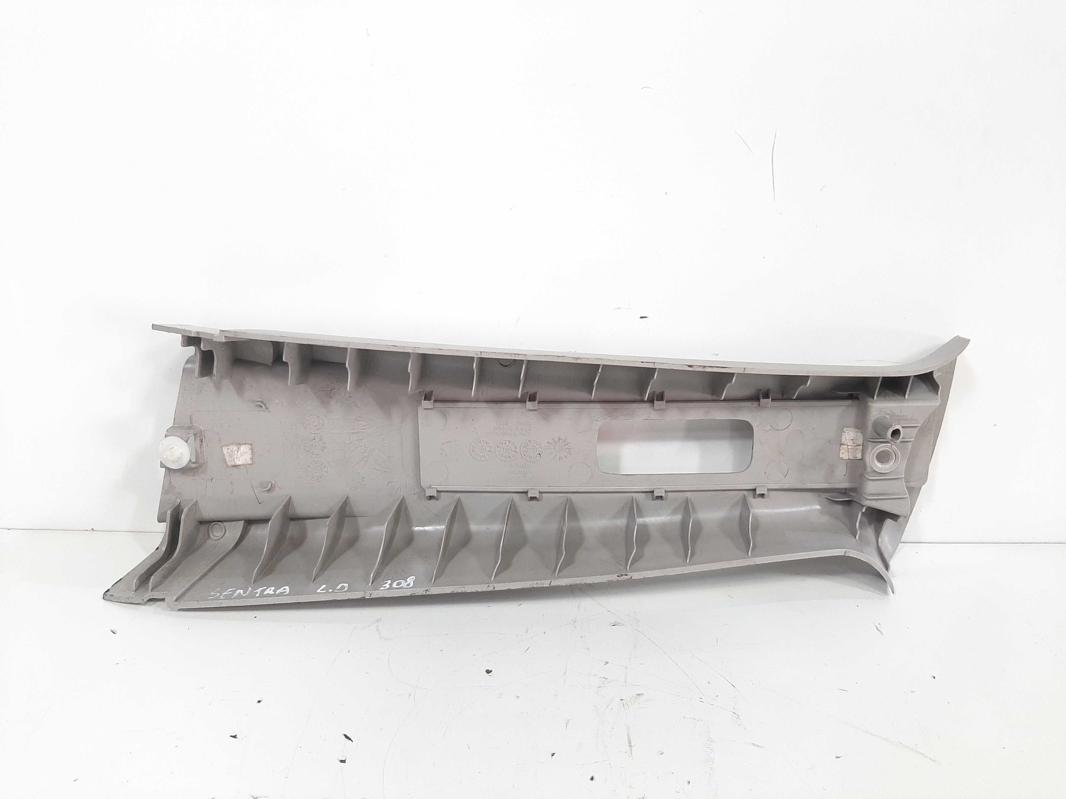 Acabamento Direito Superior Coluna Nissan Sentra 2008 A 2013 7
