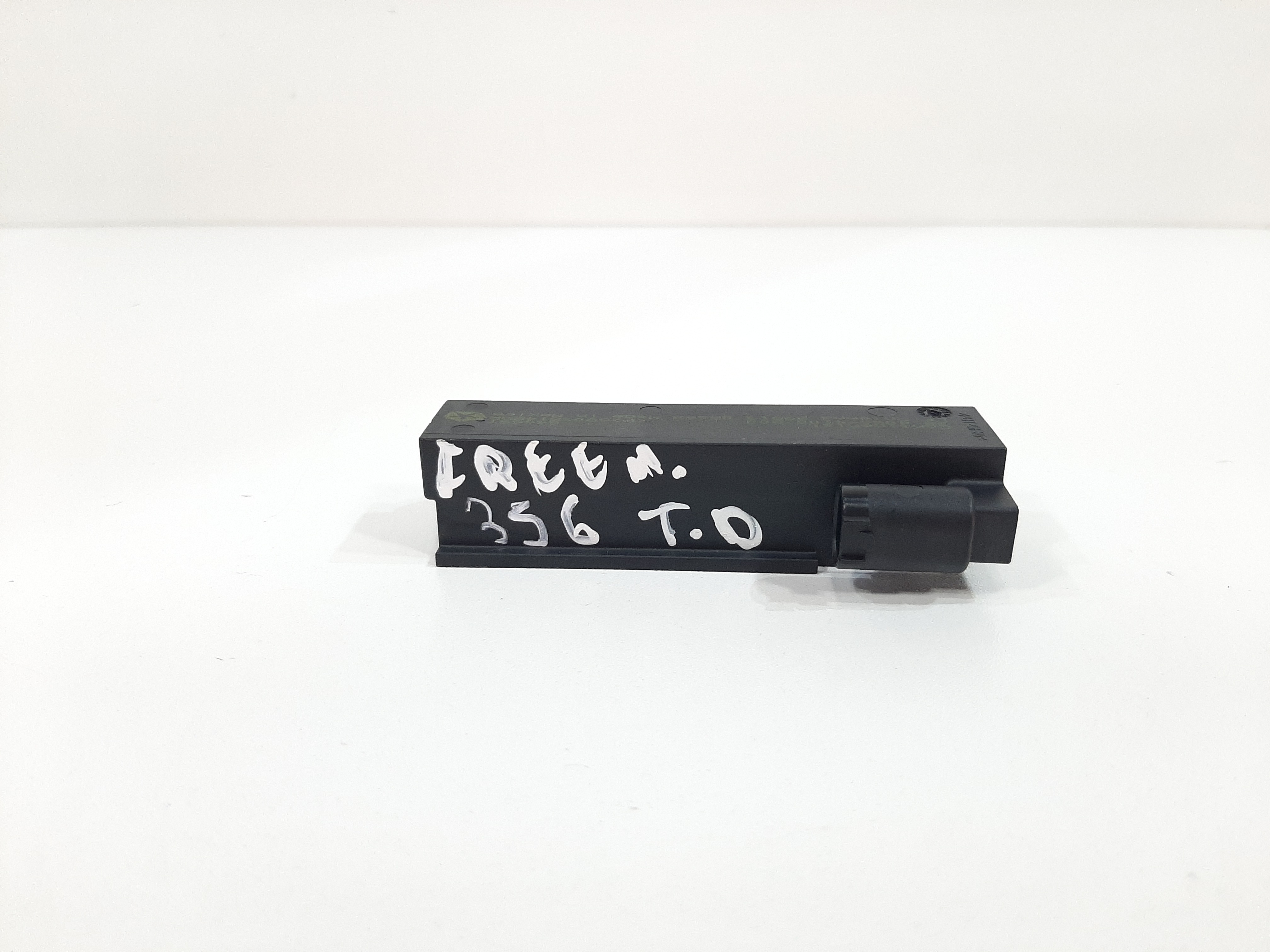 Sensor Antena Kelyess Freemont 2012 A 2016 2840864100300 9