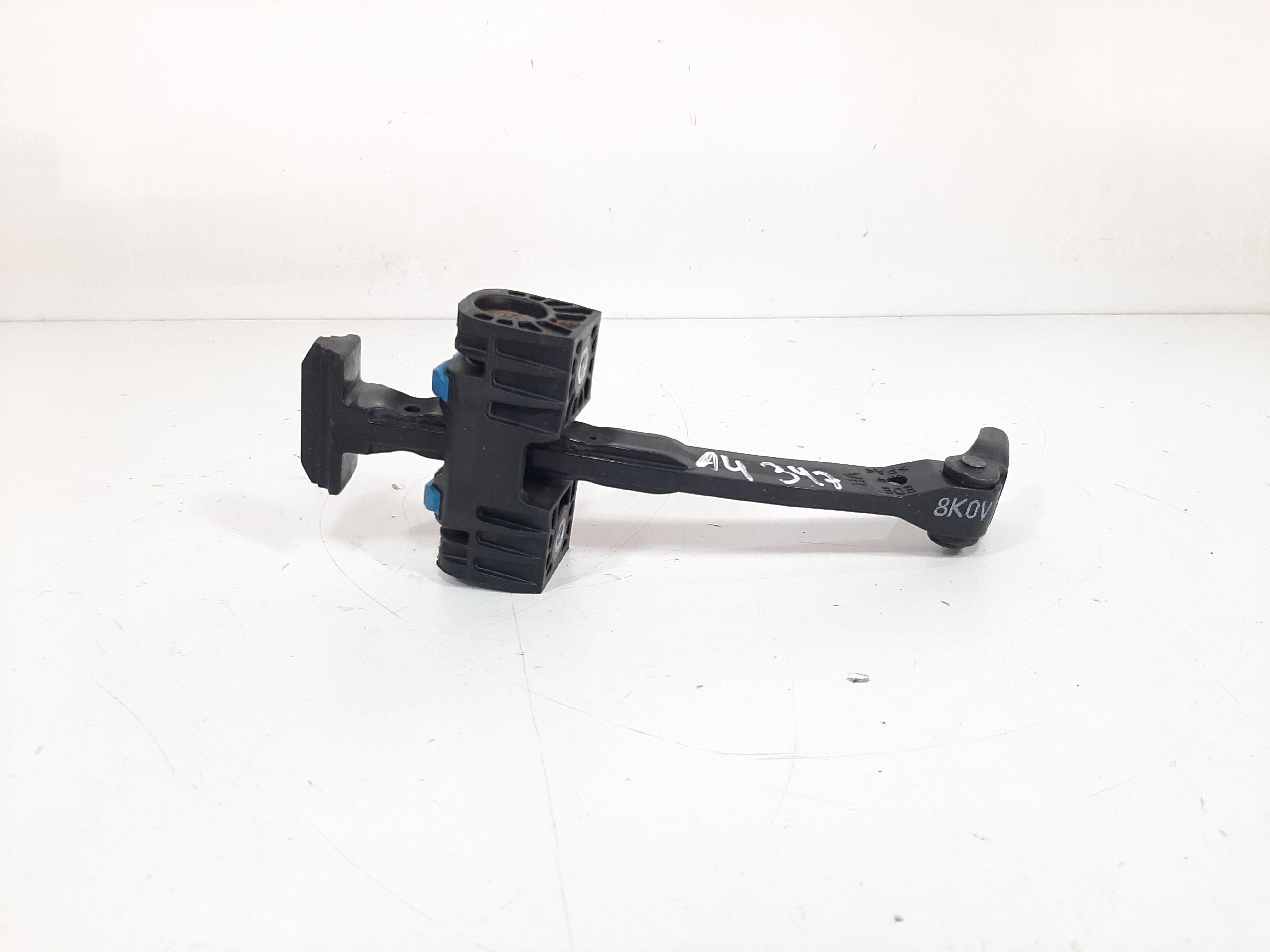 Limitador Porta Dianteira Direita Audi A4 2013 2014 2015 1