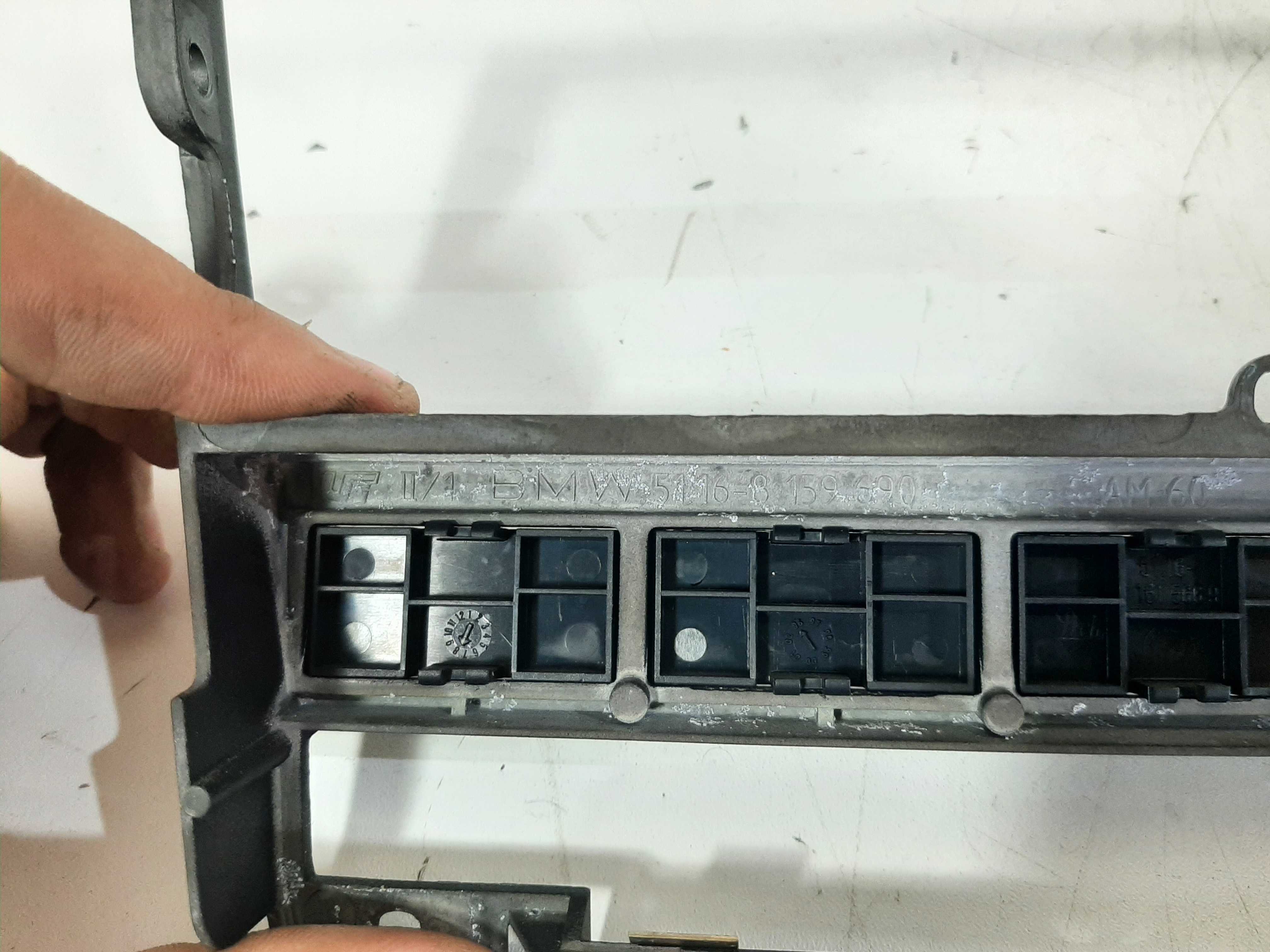 Moldura Painel Centra Console Bmw 540i Cod: 5116-8 159 690 7