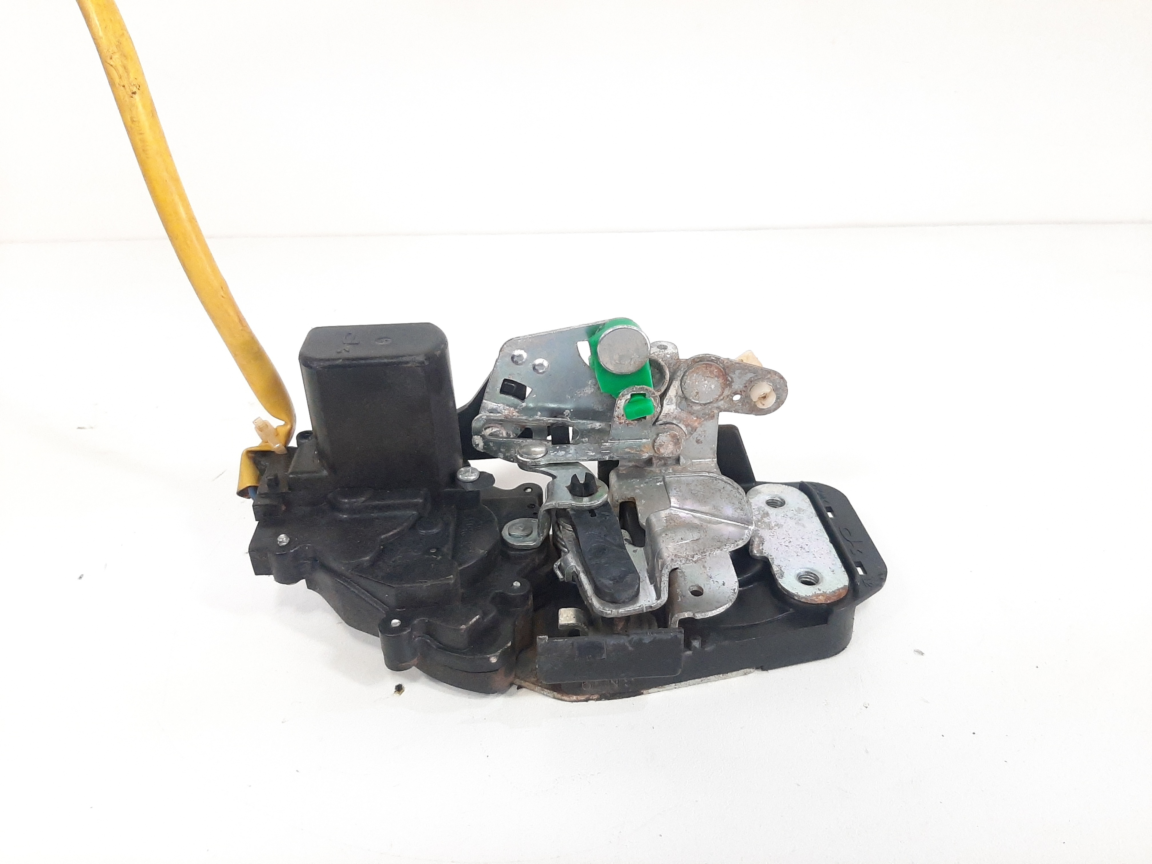 Fechadura Porta Traseira Esquerda Kia Sorento 2004 A 2009 3