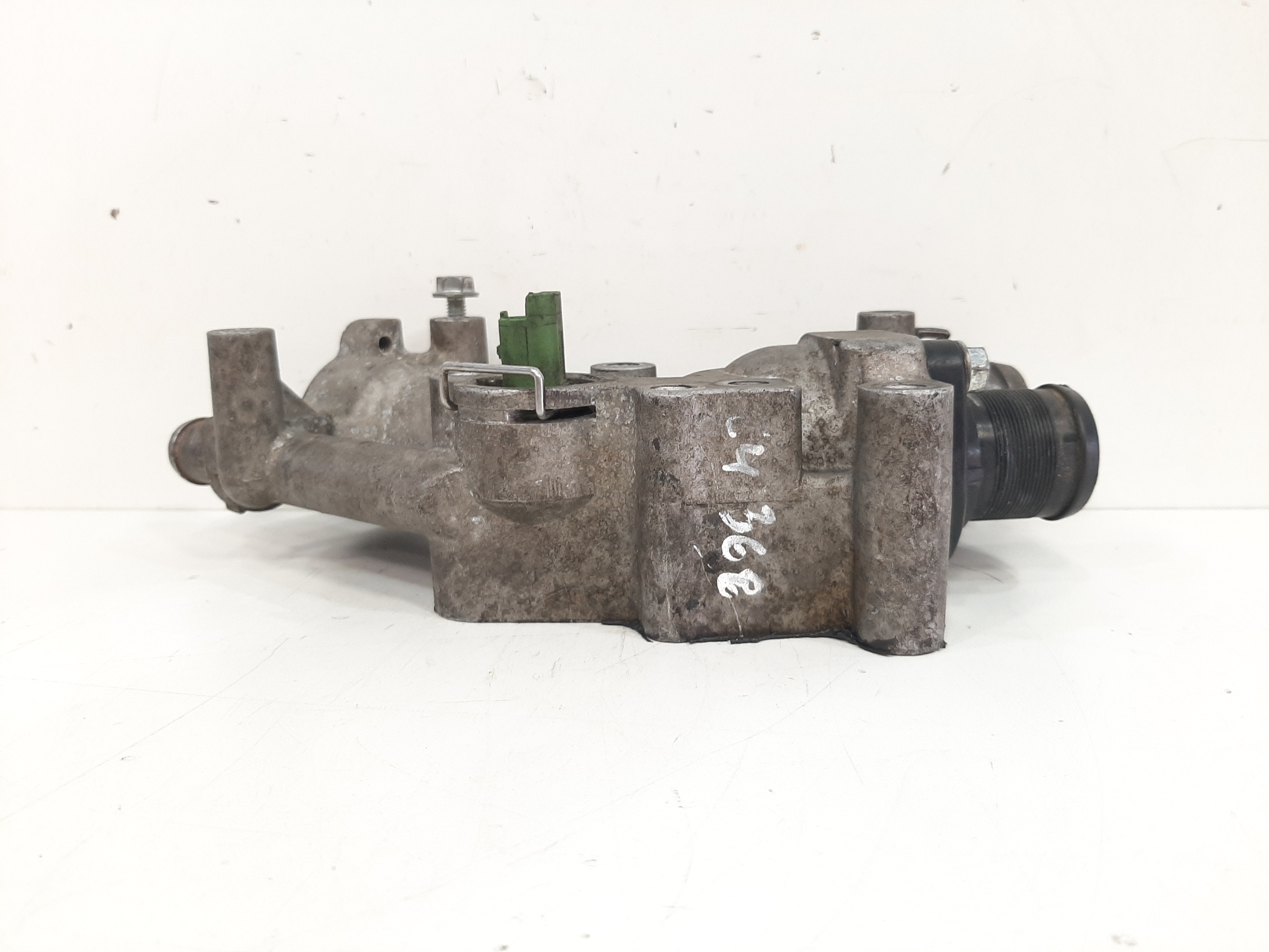 Carcaça Válvula Termostática Citroen C4 2.0 16v 2008 A 2013 5