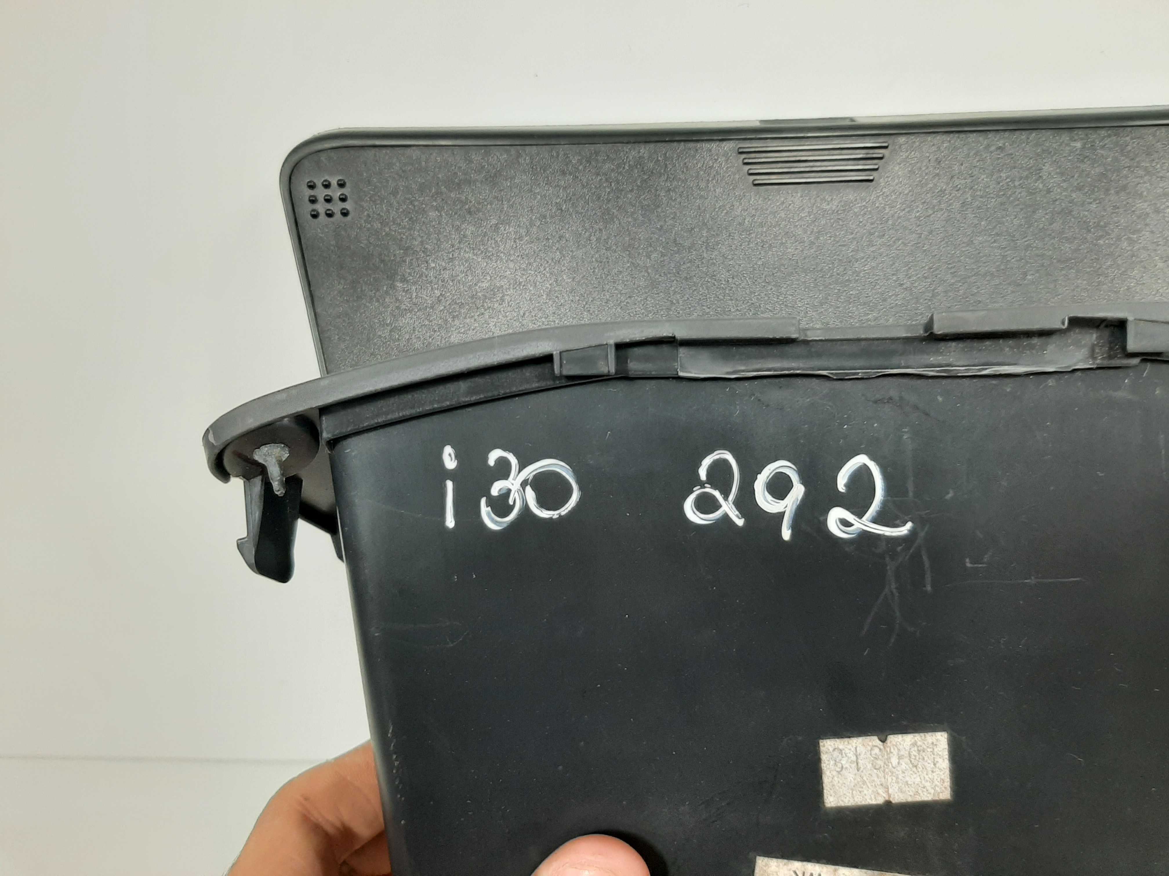 Porta Objeto Painel Hyundai I30 2009 2010 2011 2012 C/avaria 2