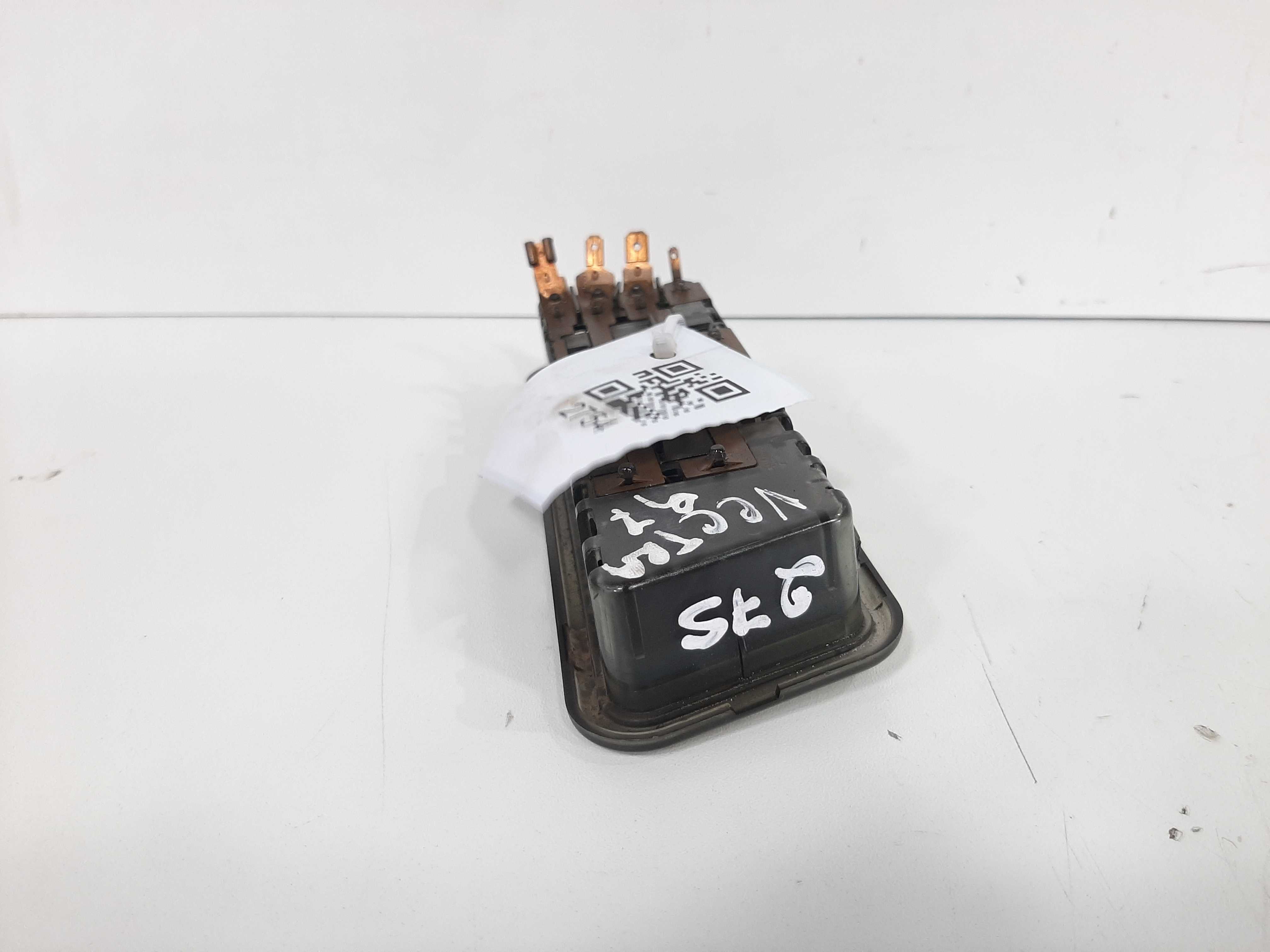 Luz Cortesia Vectra Corsa Astra 1996 1997 1998 1999 A 2005 5